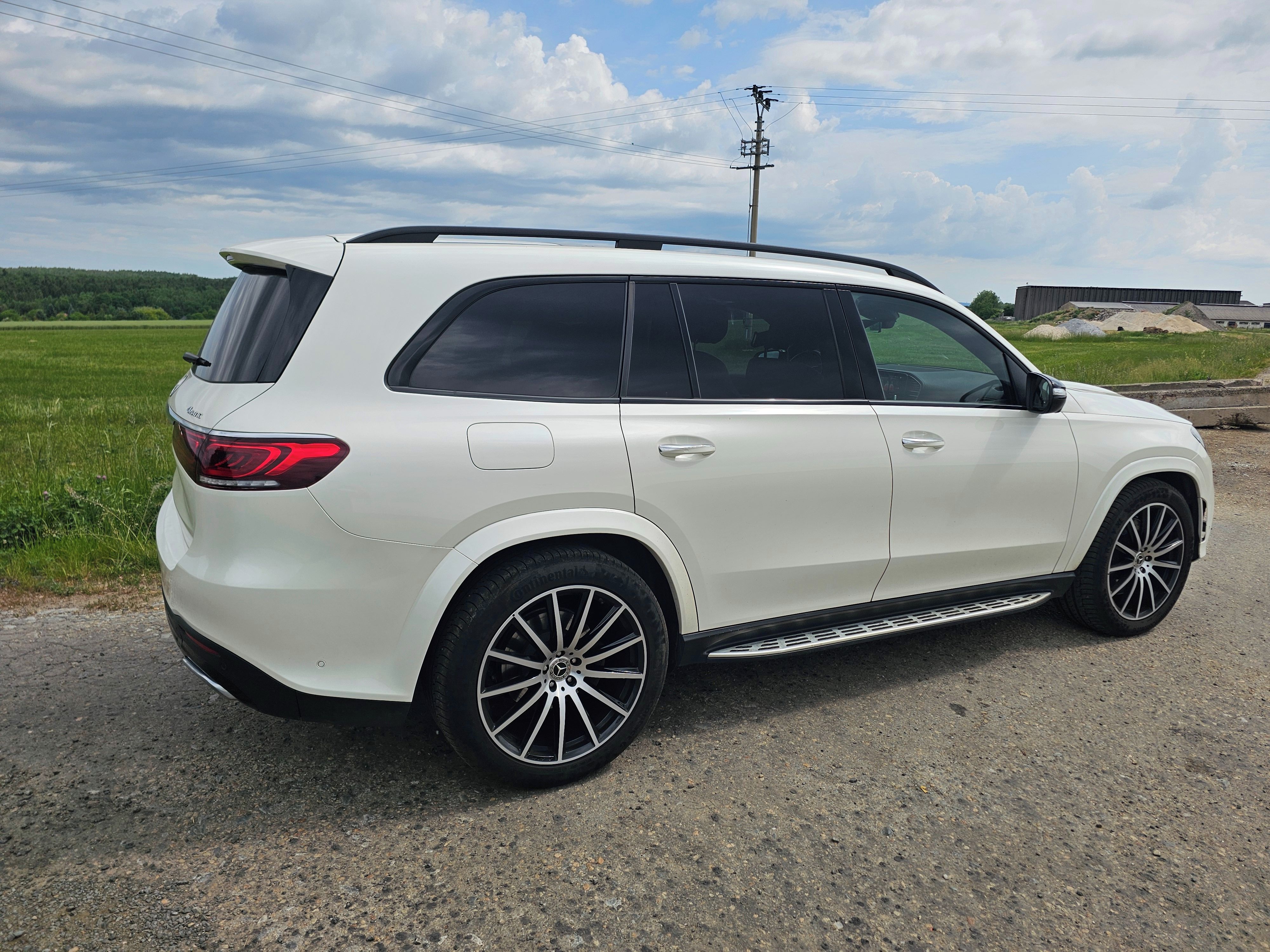 Mercedes-Benz GLS, 400d,AMG,nez.topení - fotka 2