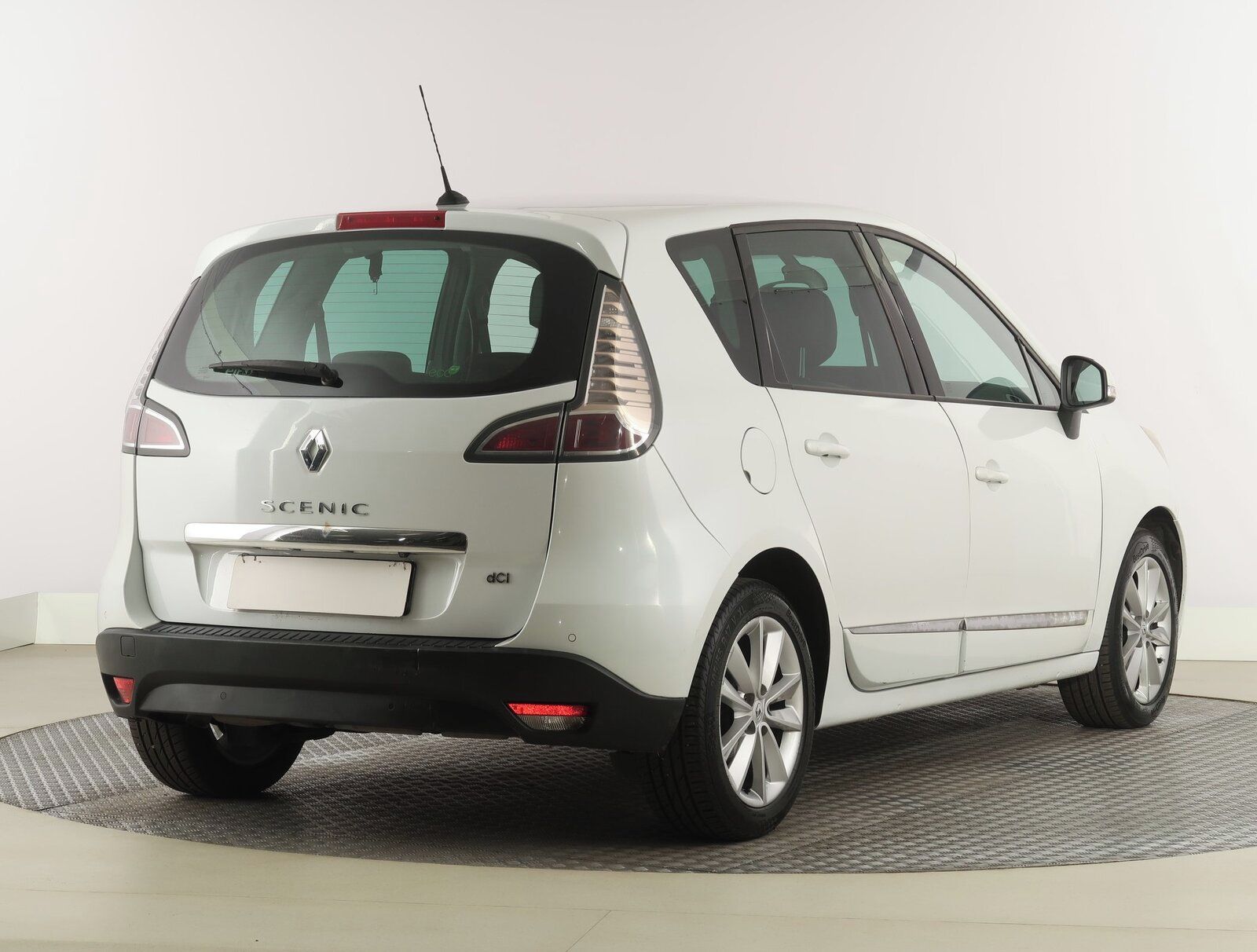 Renault Scénic, 1.5 dCi, Kožené sedačky - fotka 5