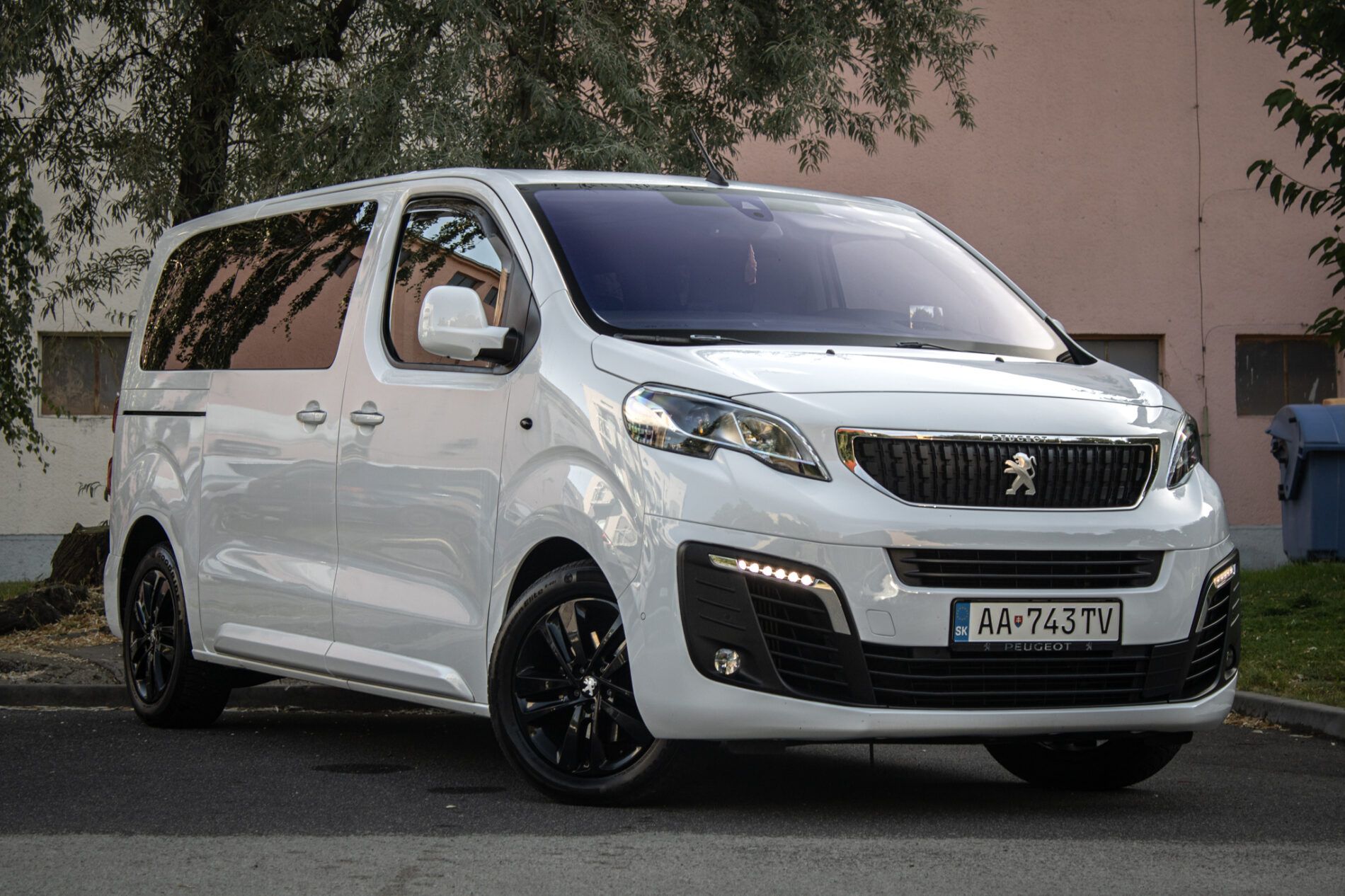 Peugeot Traveller - fotka 5