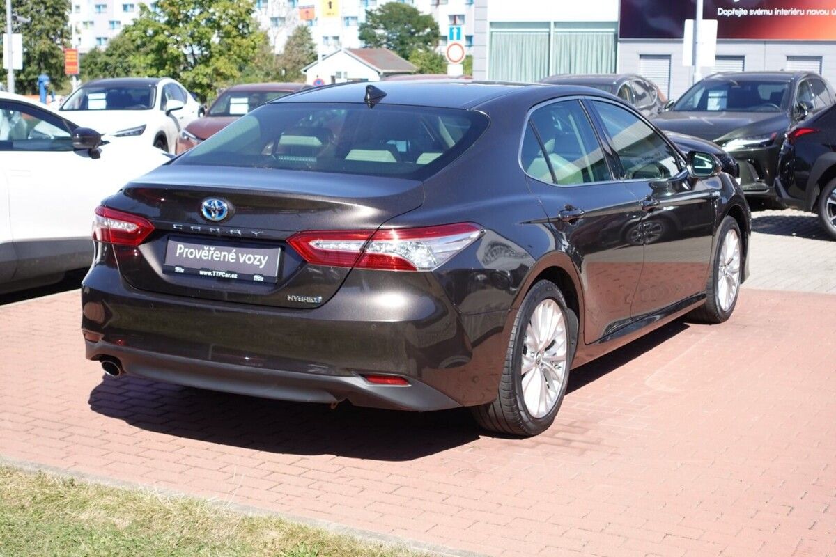 Toyota Camry, 2,5 HSD Executive - fotka 4