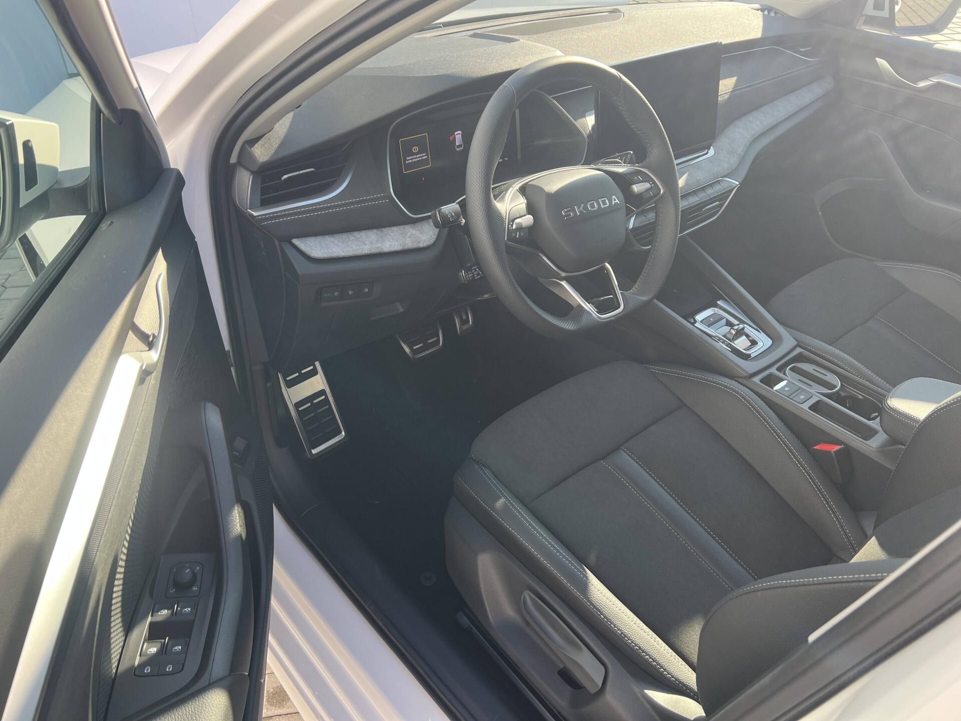 Škoda Octavia, Combi Dynamic 7DSG 1,5TSI - fotka 3