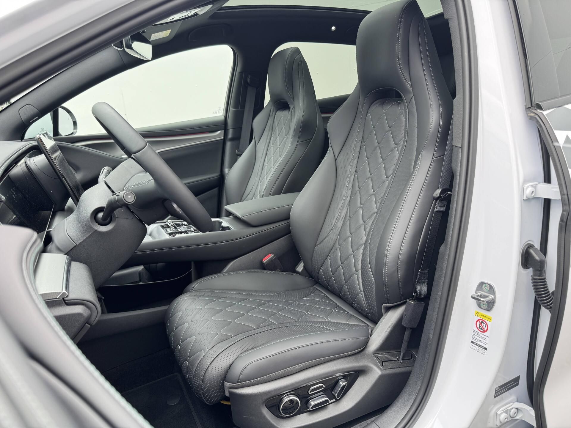 BYD Sealion 7, Excellence AWD 91 kWh - fotka 6