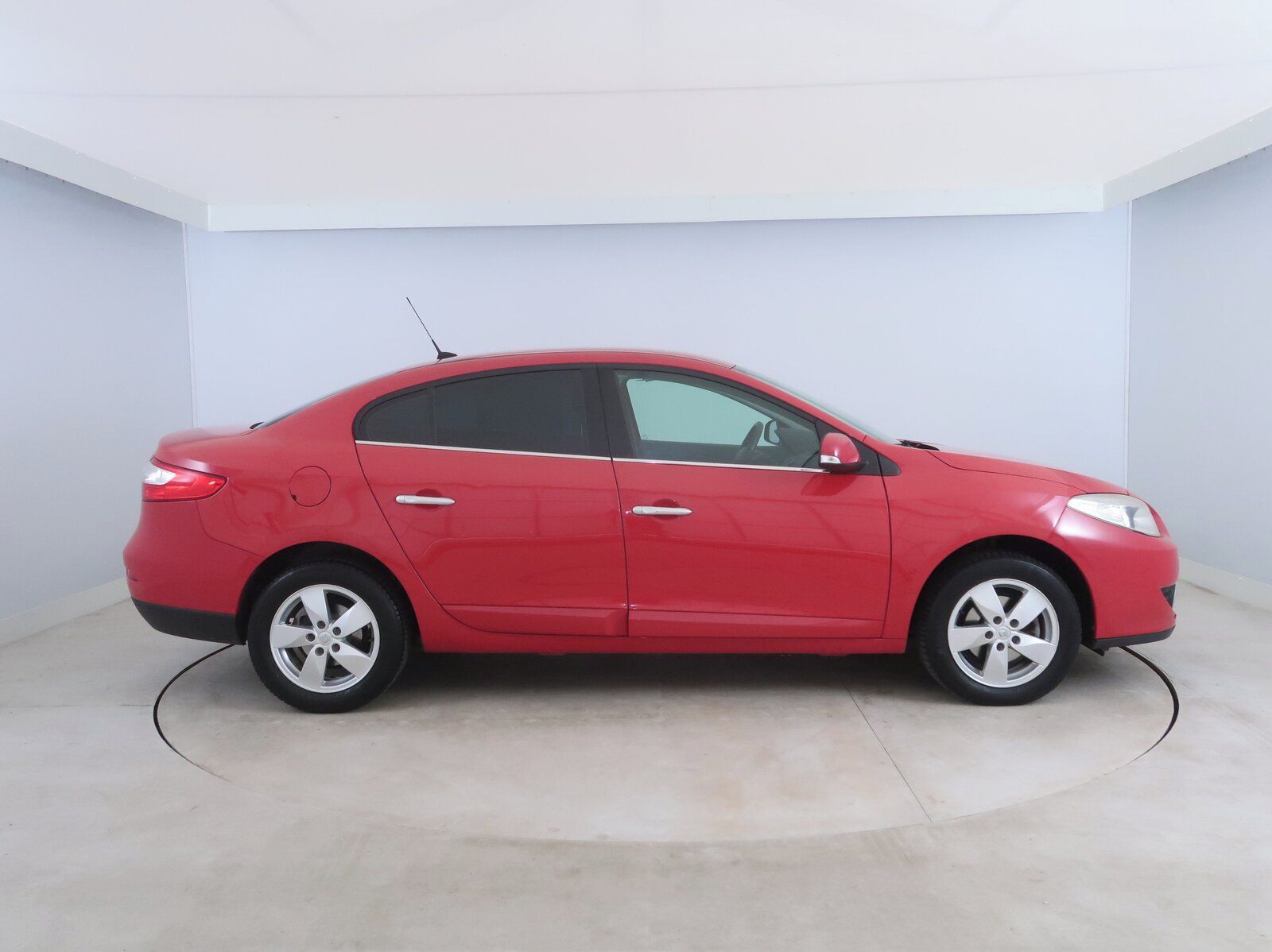 Renault Fluence, 1.6 16V, po STK - fotka 6
