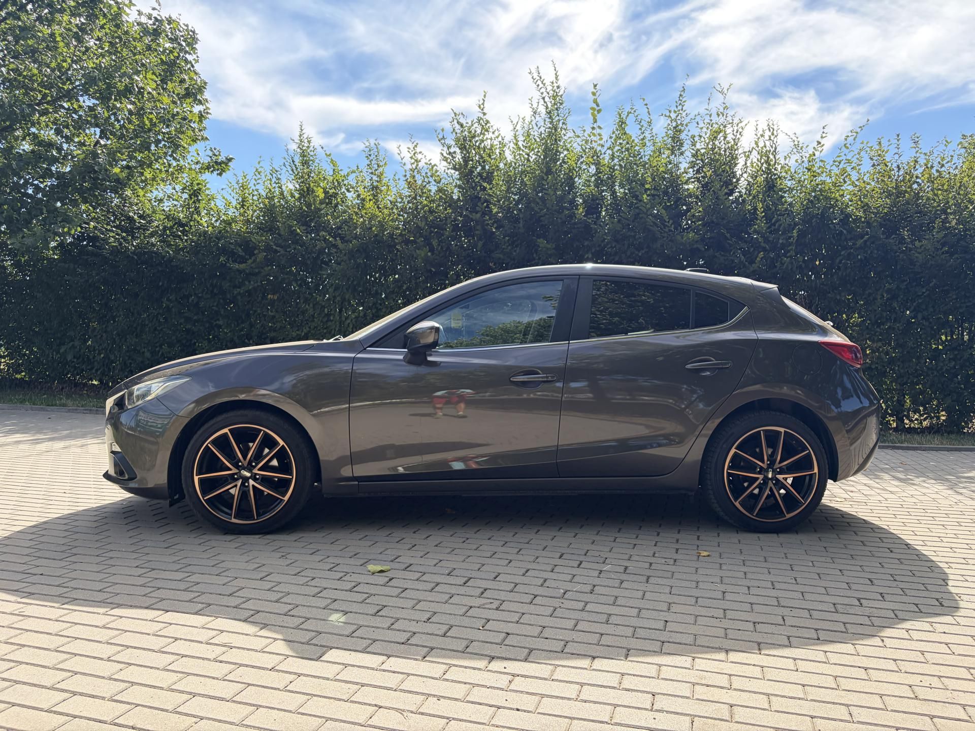 Mazda 3, 2.0 121kw Center-Line - fotka 5