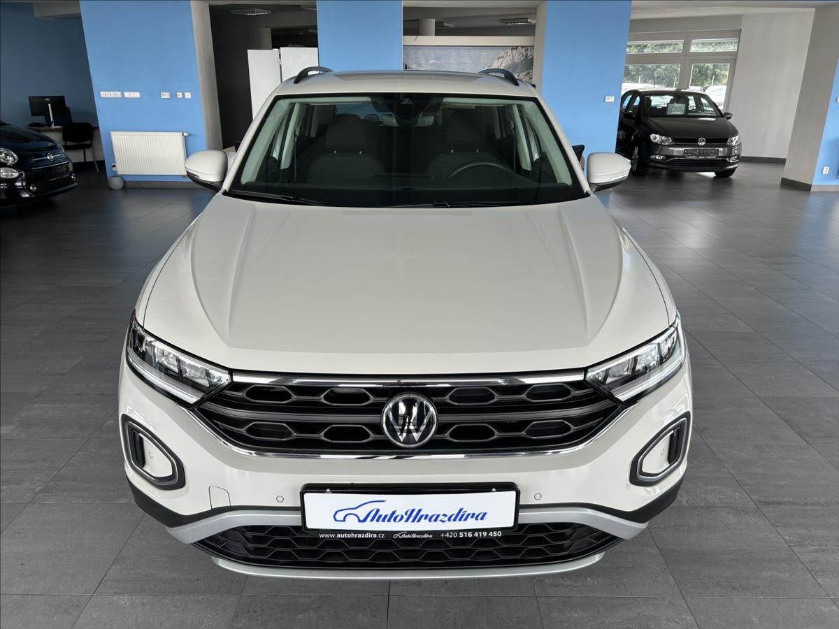 Volkswagen T-Roc, 1,0   TSI 85kW,LIFE,1.MAJITEL - fotka 2
