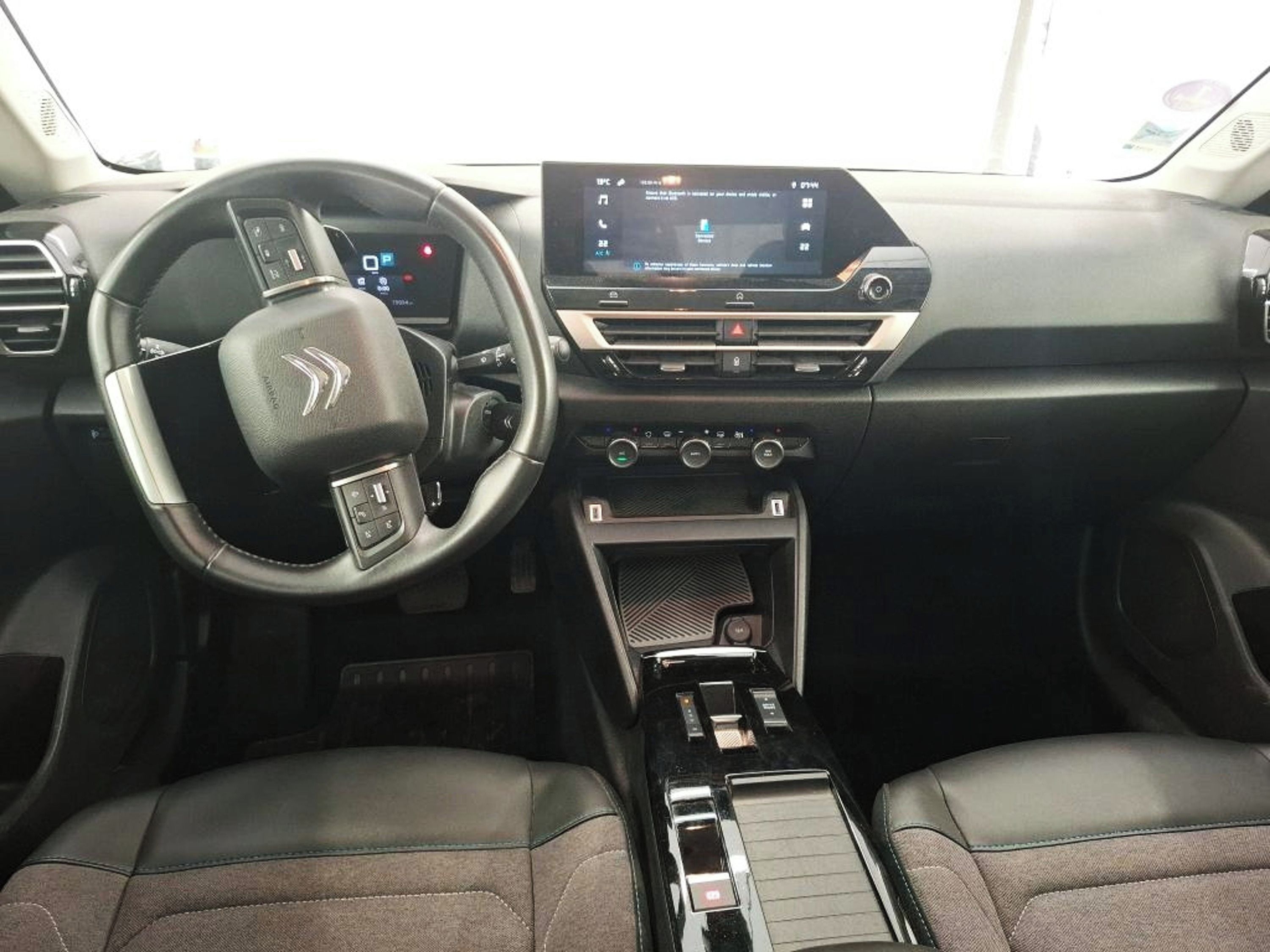 Citroën C4 X, 1.2 PT (96 kW), 79 tis. km,LED - fotka 5