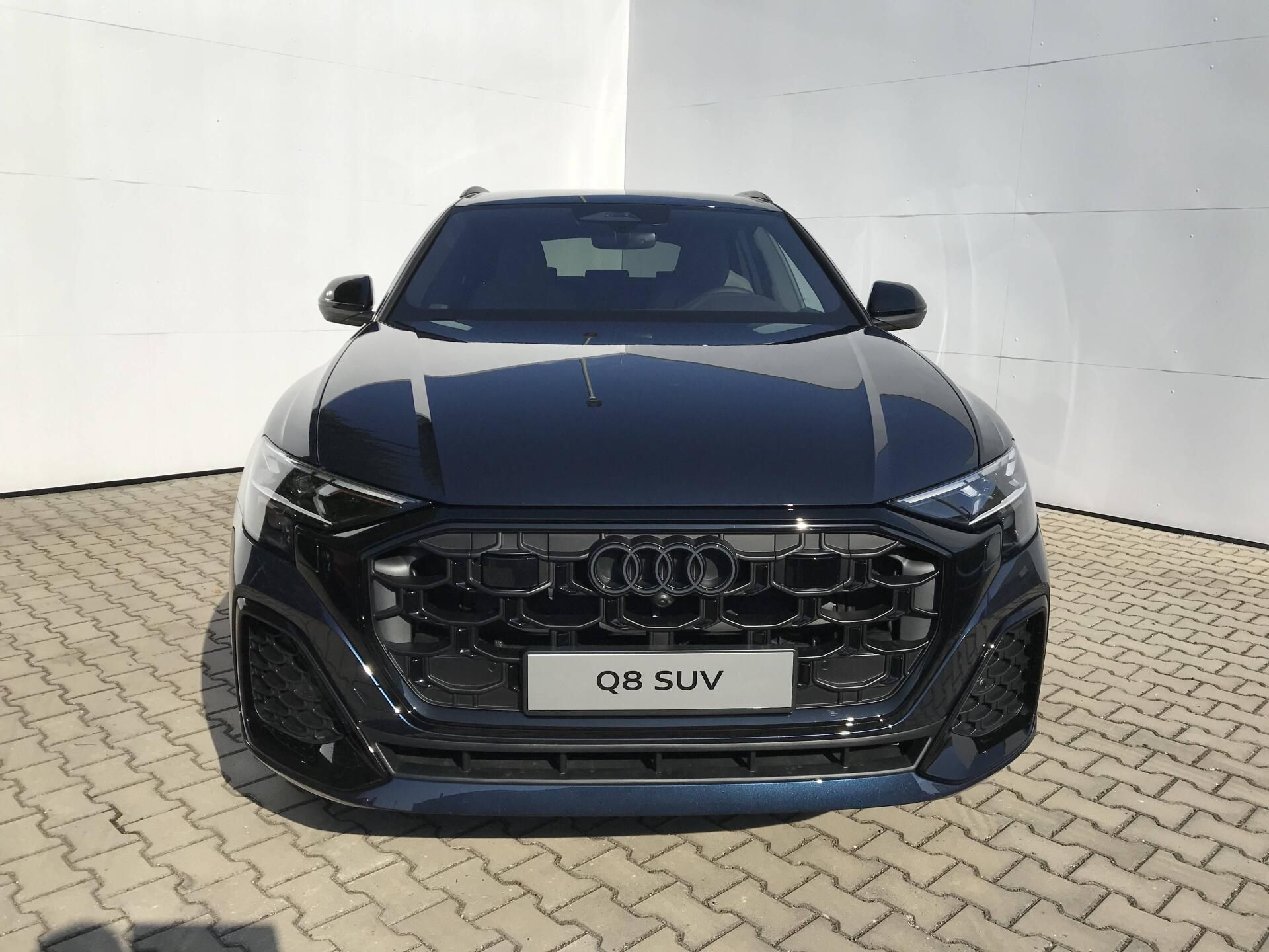 Audi Q8, SUV 50 Quattro 8TT 3,0TDI - fotka 5