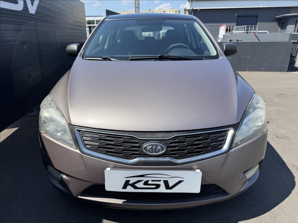 Kia Cee´d, 1,4 - fotka 3