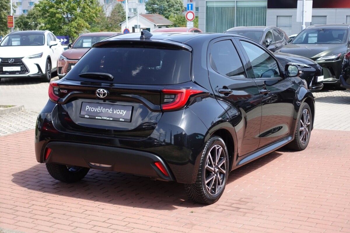 Toyota Yaris, 1.5TNGA 125 - 6 MT Comfort Tec - fotka 4