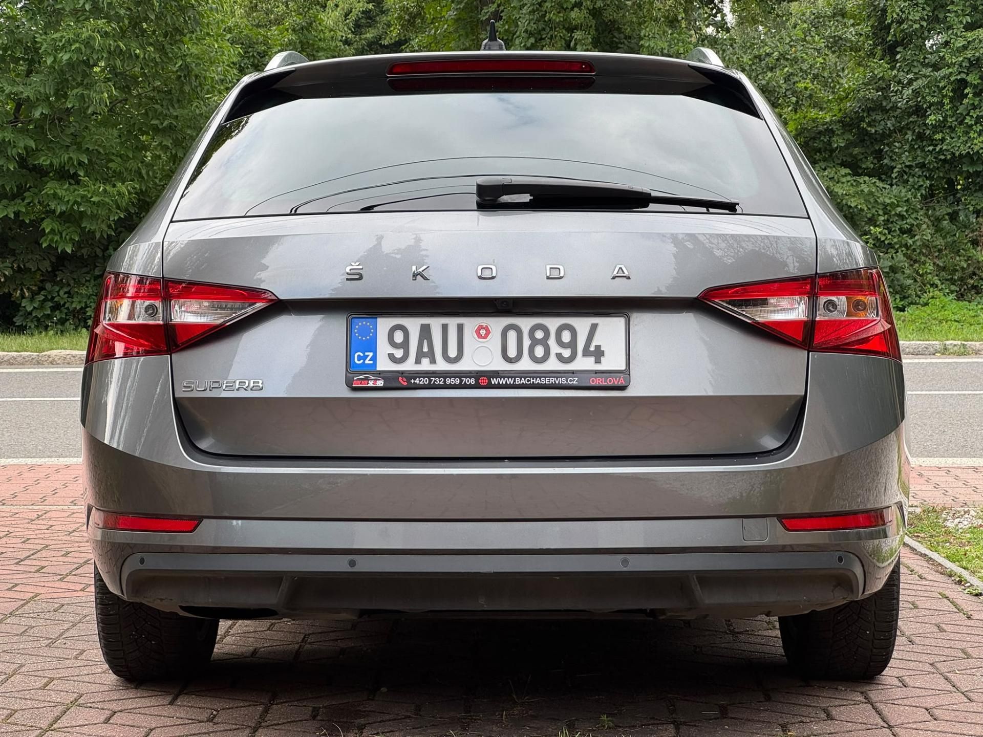 Škoda Superb, 2.0 STYLE 1.MAJ ČR DPH KŮŽE - fotka 5
