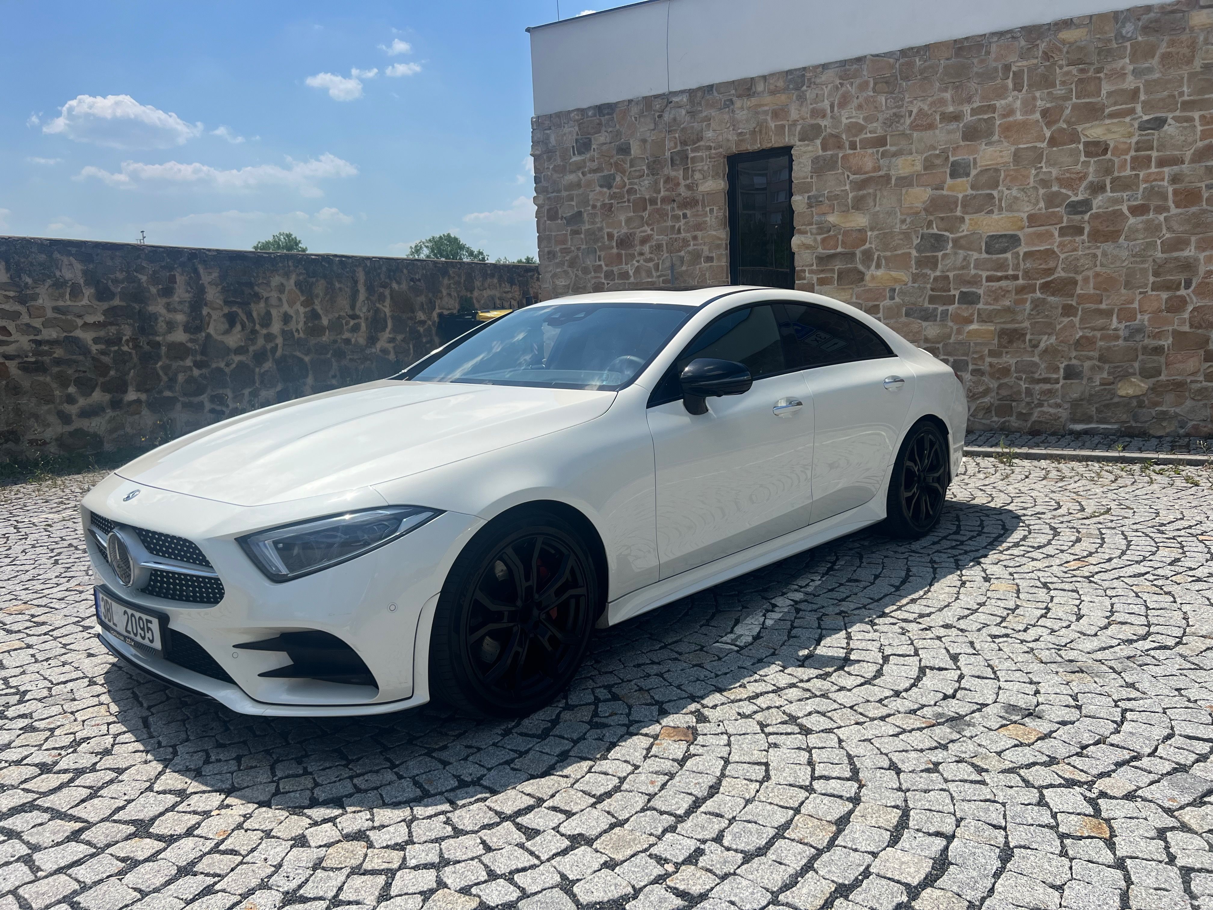 Mercedes-Benz CLS, Mercedes Cls 400d AMG 53packet - fotka 2