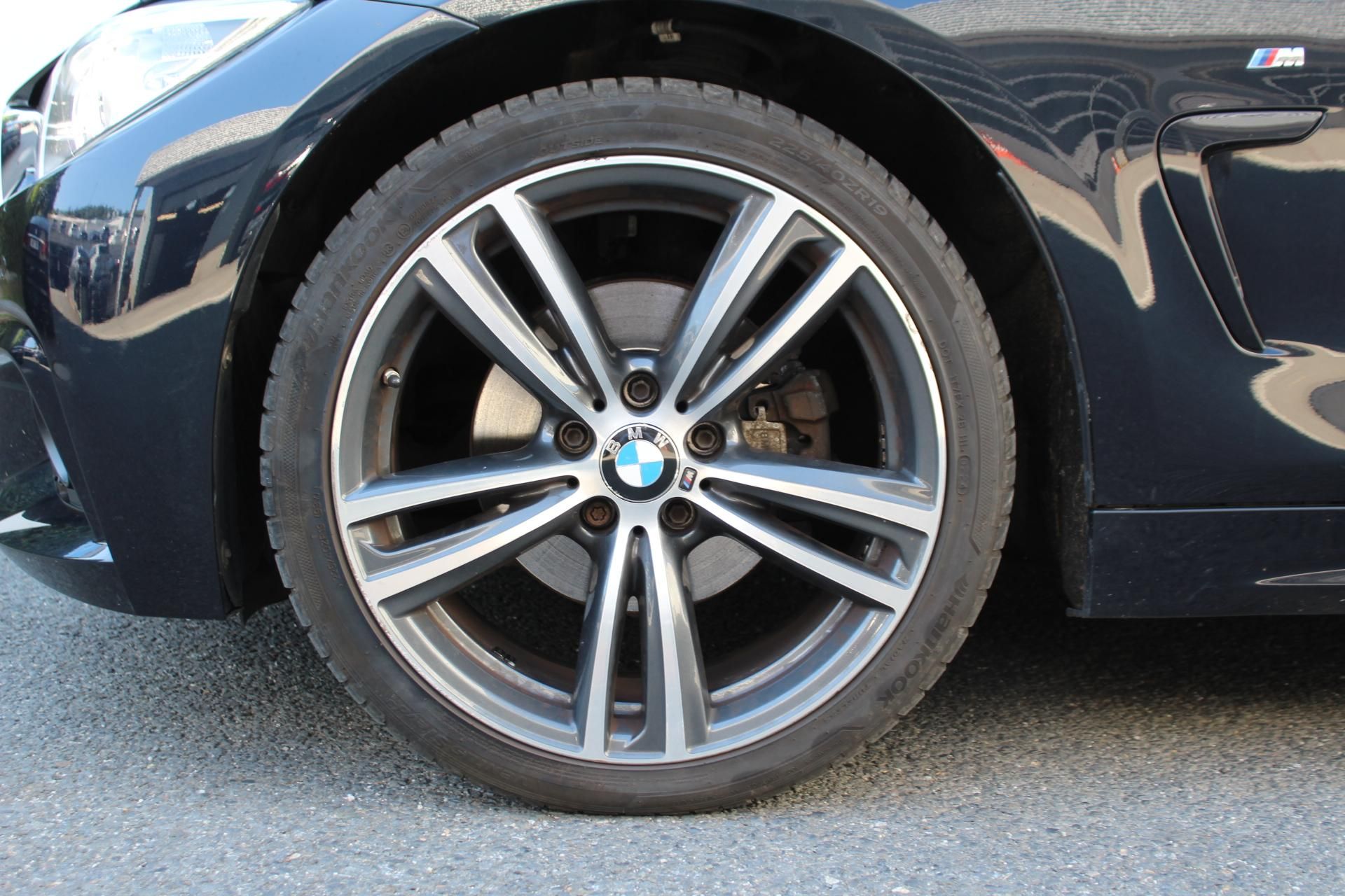 BMW Řada 4, 420d xDrive - fotka 6