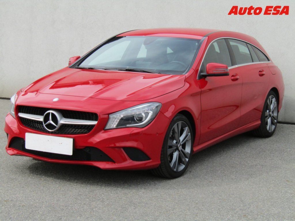 Mercedes-Benz CLA, 1.6 i CLA 200,AT - fotka 3