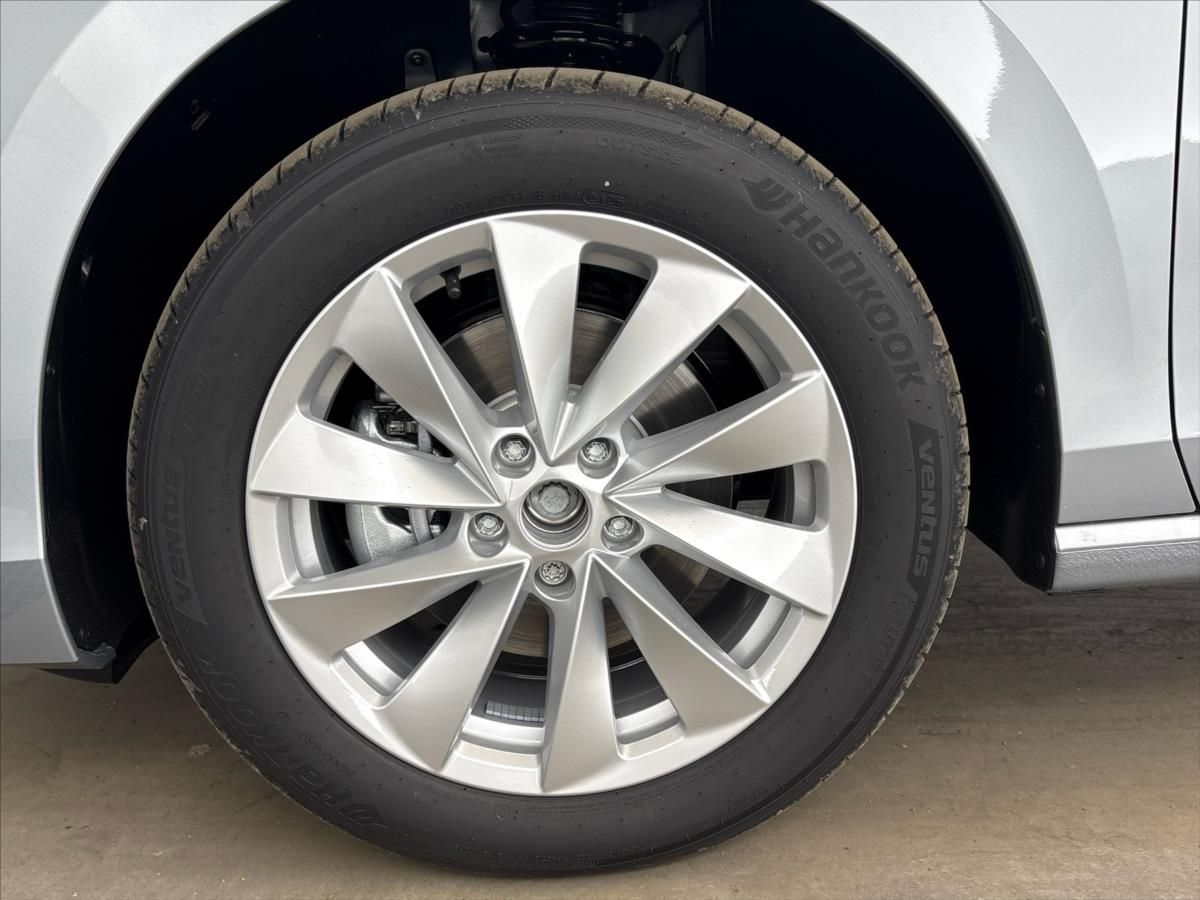 Škoda Superb, 1,5 TSI Selection DSG - fotka 6