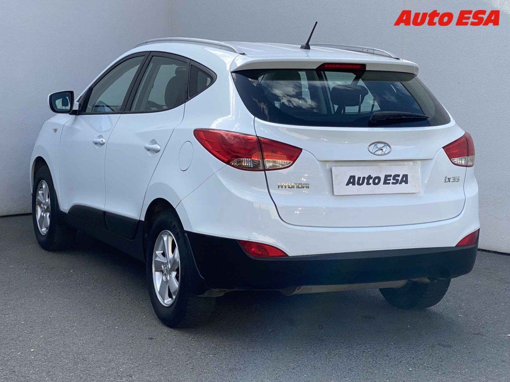Hyundai ix35, 1.6Gdi,ČR,servis.kniha,AC - fotka 6