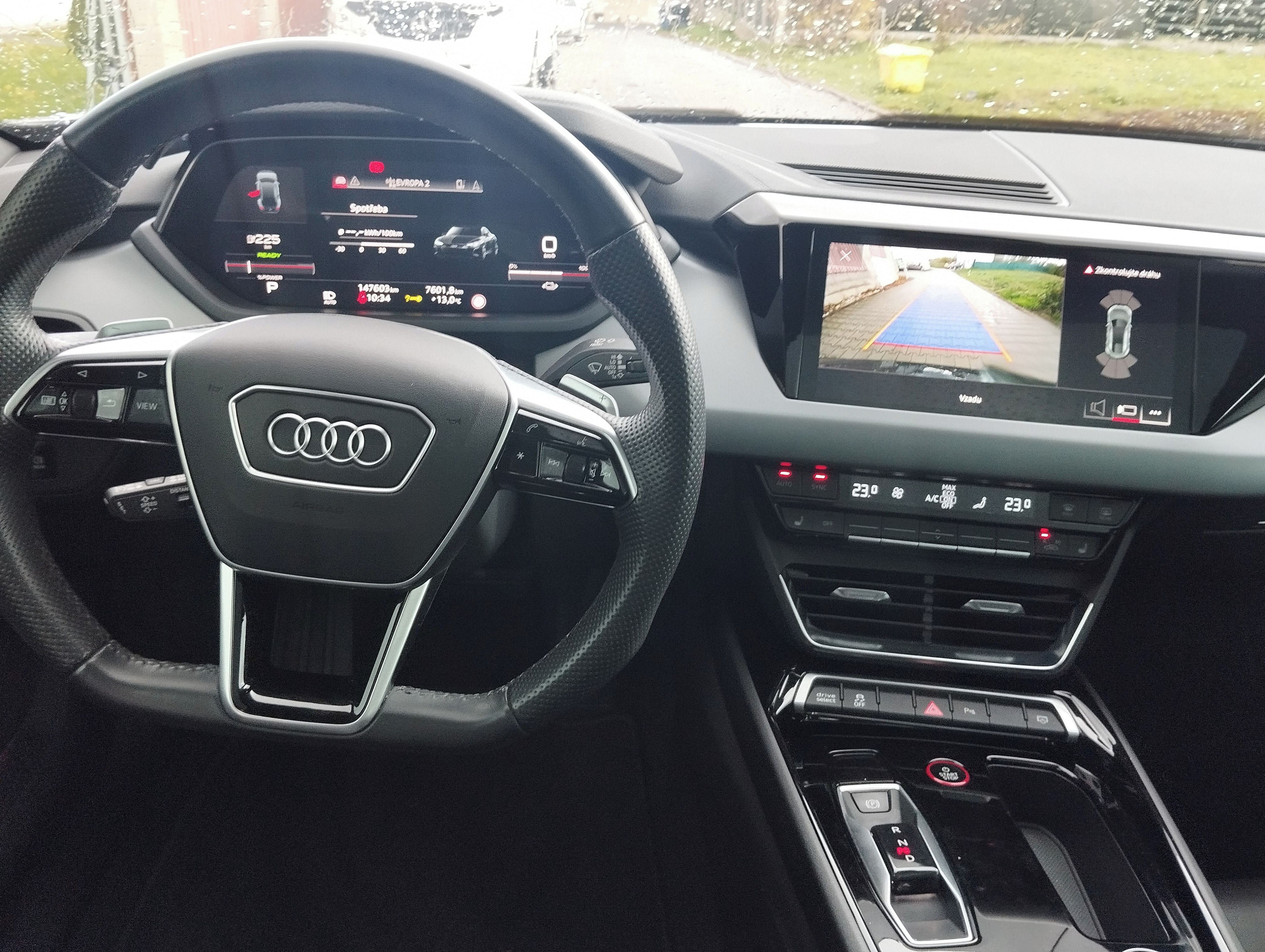 Audi e-tron, Audi e-tron GT 350 KW QUATTRO - fotka 6