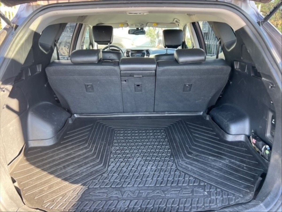 Hyundai Santa Fe, 2,2 CRDI 4x4 Premium - fotka 6