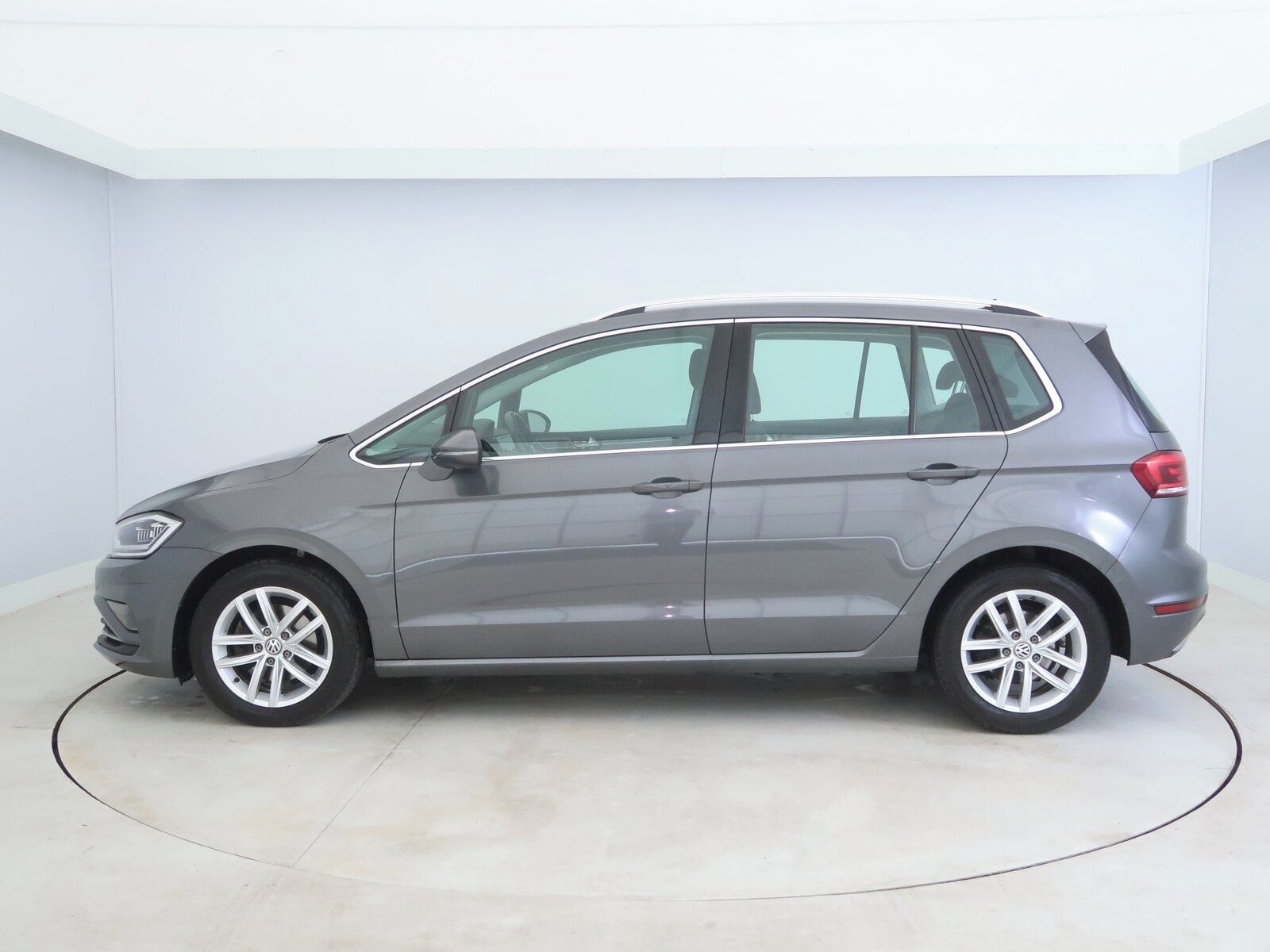 Volkswagen Golf Sportsvan, 1.5 TSI, Highline, Automat, ČR - fotka 3