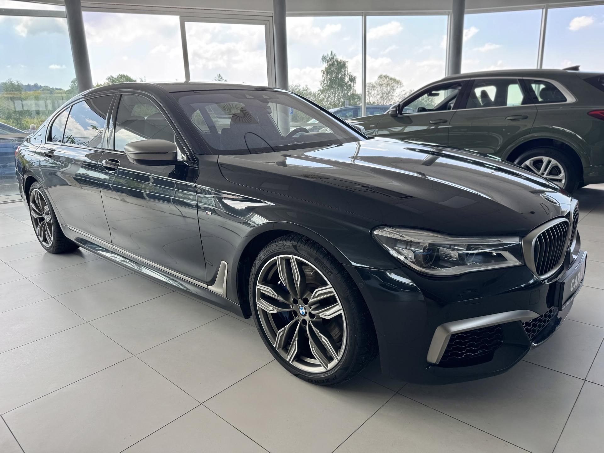 BMW Řada 7, M760 Li xDrive*Nový Motor*DPH - fotka 4
