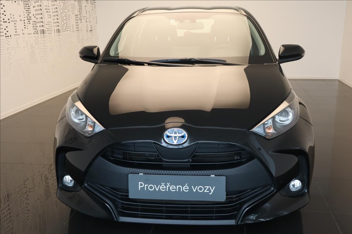 Toyota Yaris, 1,5  HYBRID - fotka 3