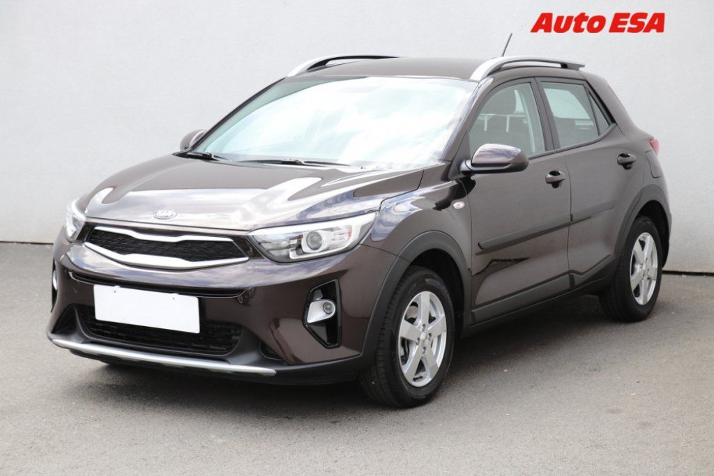 Kia Stonic, 1.4 CVVT,2.maj,ČR,navi - fotka 3
