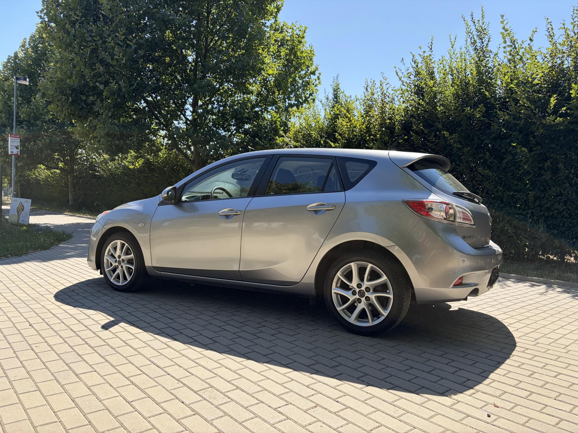 Mazda 3, 1.6 Edition - fotka 6