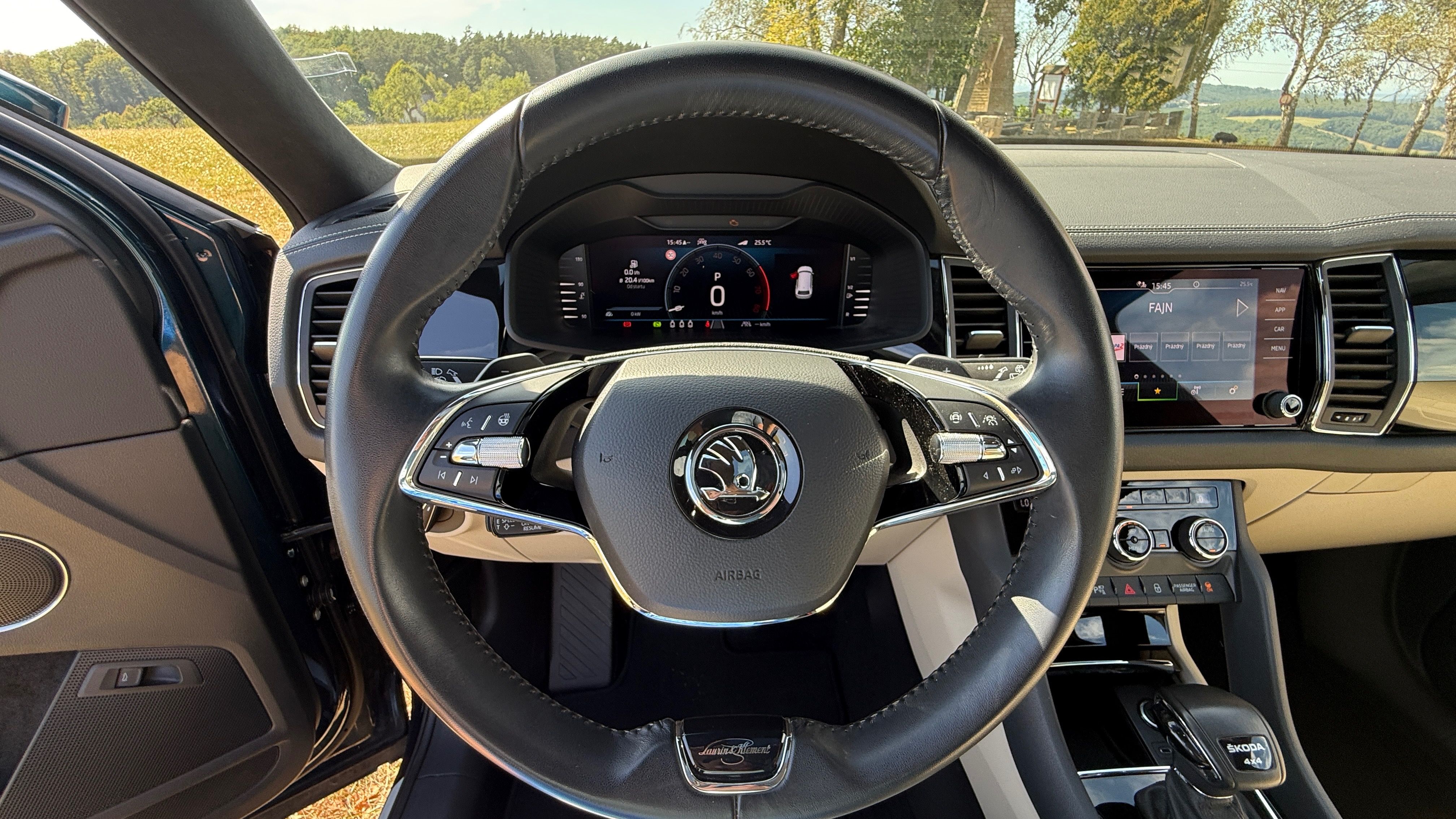 Škoda Kodiaq, L&K 2.0 TSI 140 kW DSG 4x4 - fotka 5