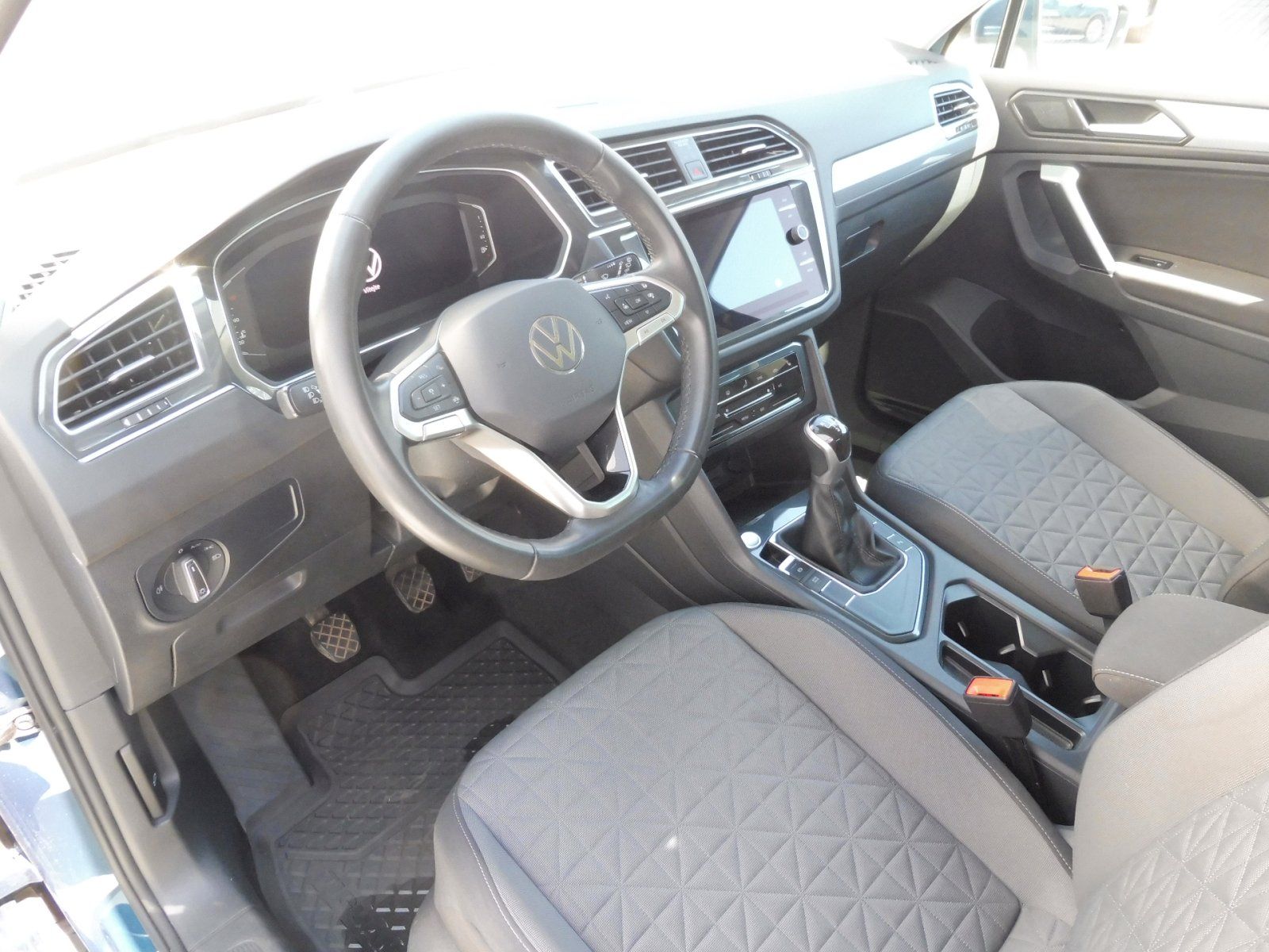 Volkswagen Tiguan, Life 1,5 TSI 110kW - fotka 6