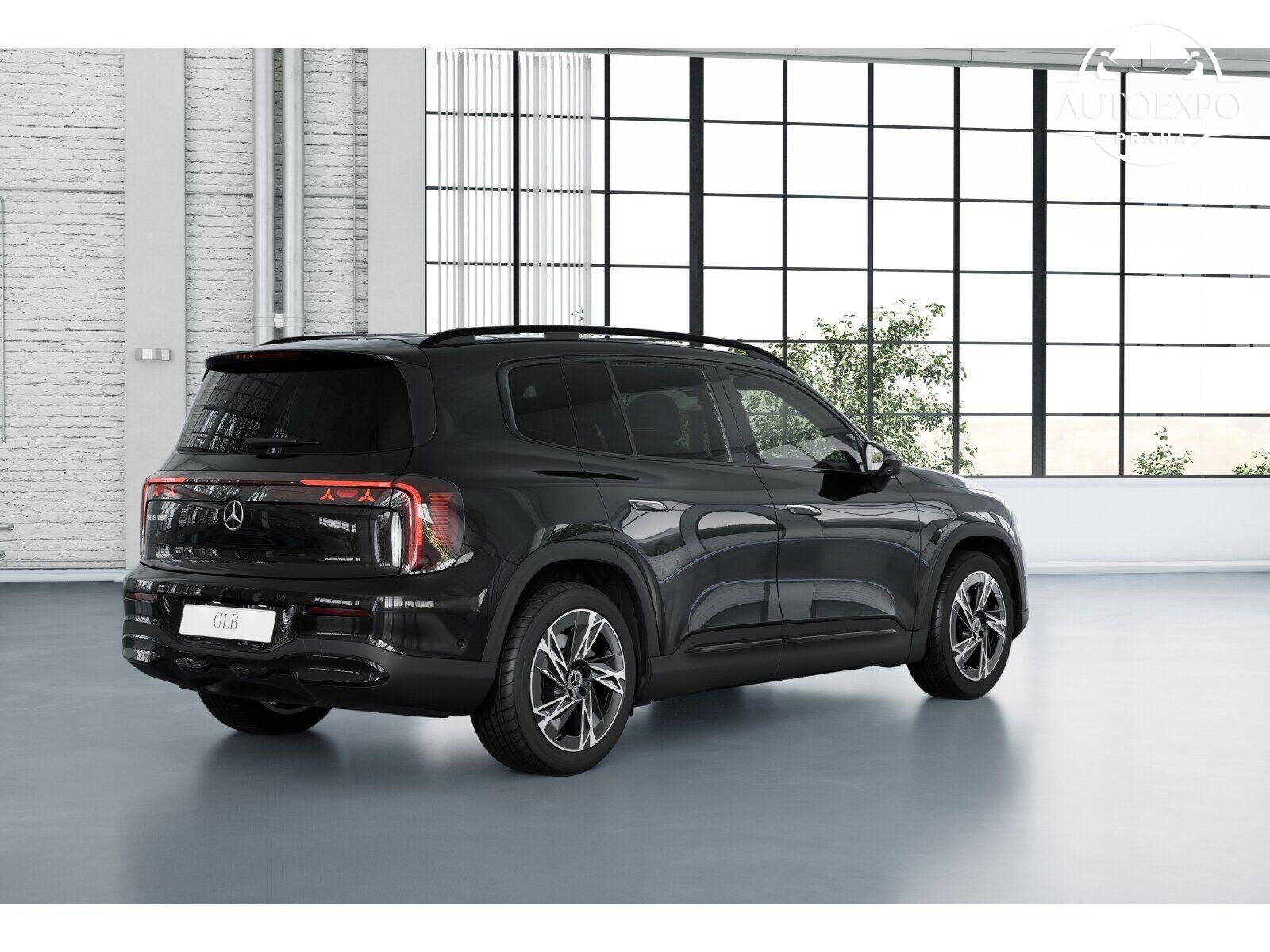 Mercedes-Benz GLB, 100kW*Panorama*Keyless*DPH* - fotka 2