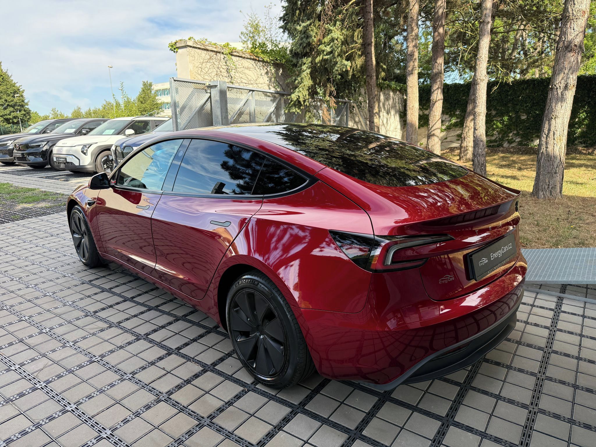 Tesla Model 3, Standart Range Premium - fotka 4
