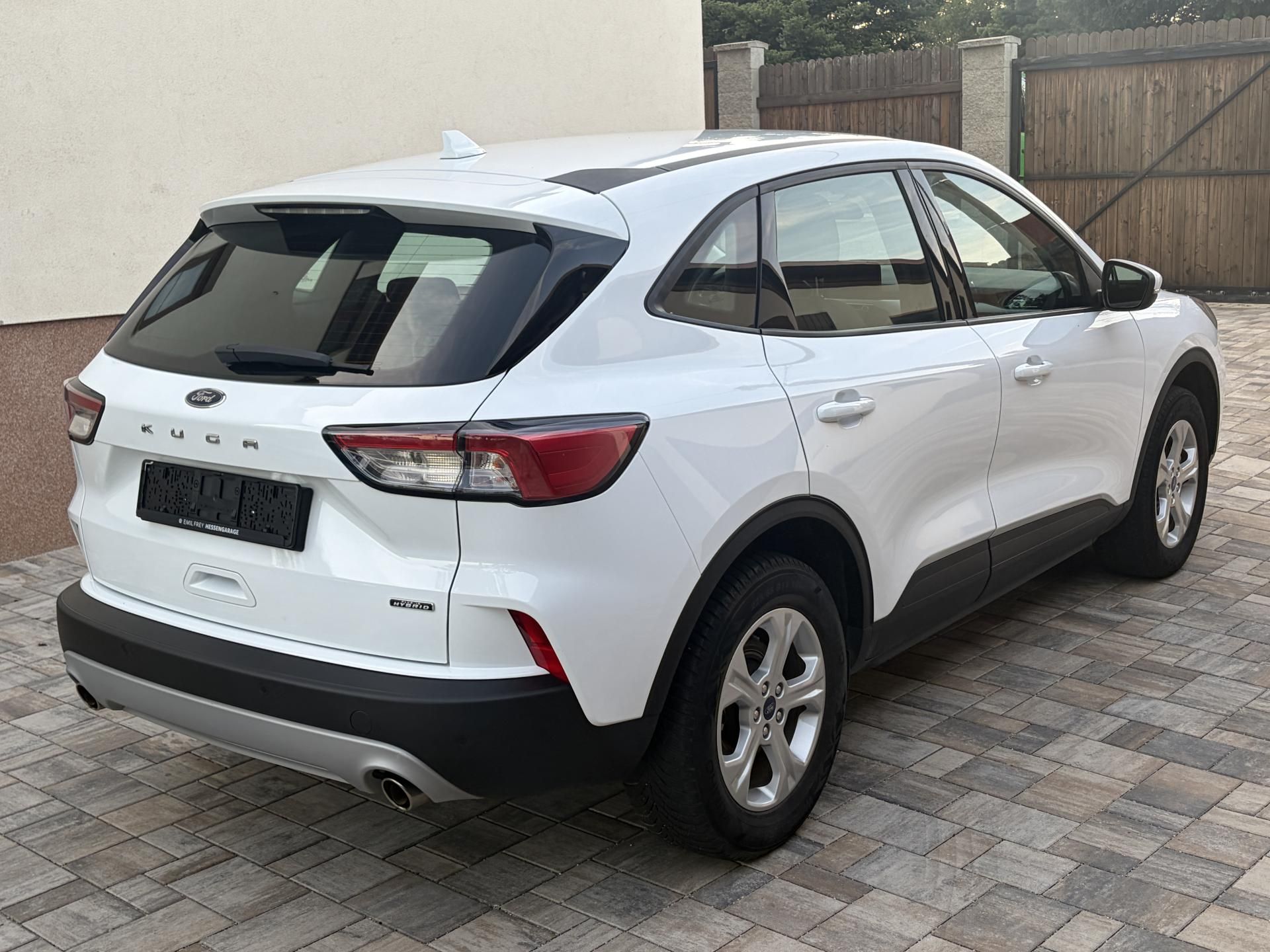 Ford Kuga, 2.5, PHEV, 50 tkm 11/22 - fotka 3