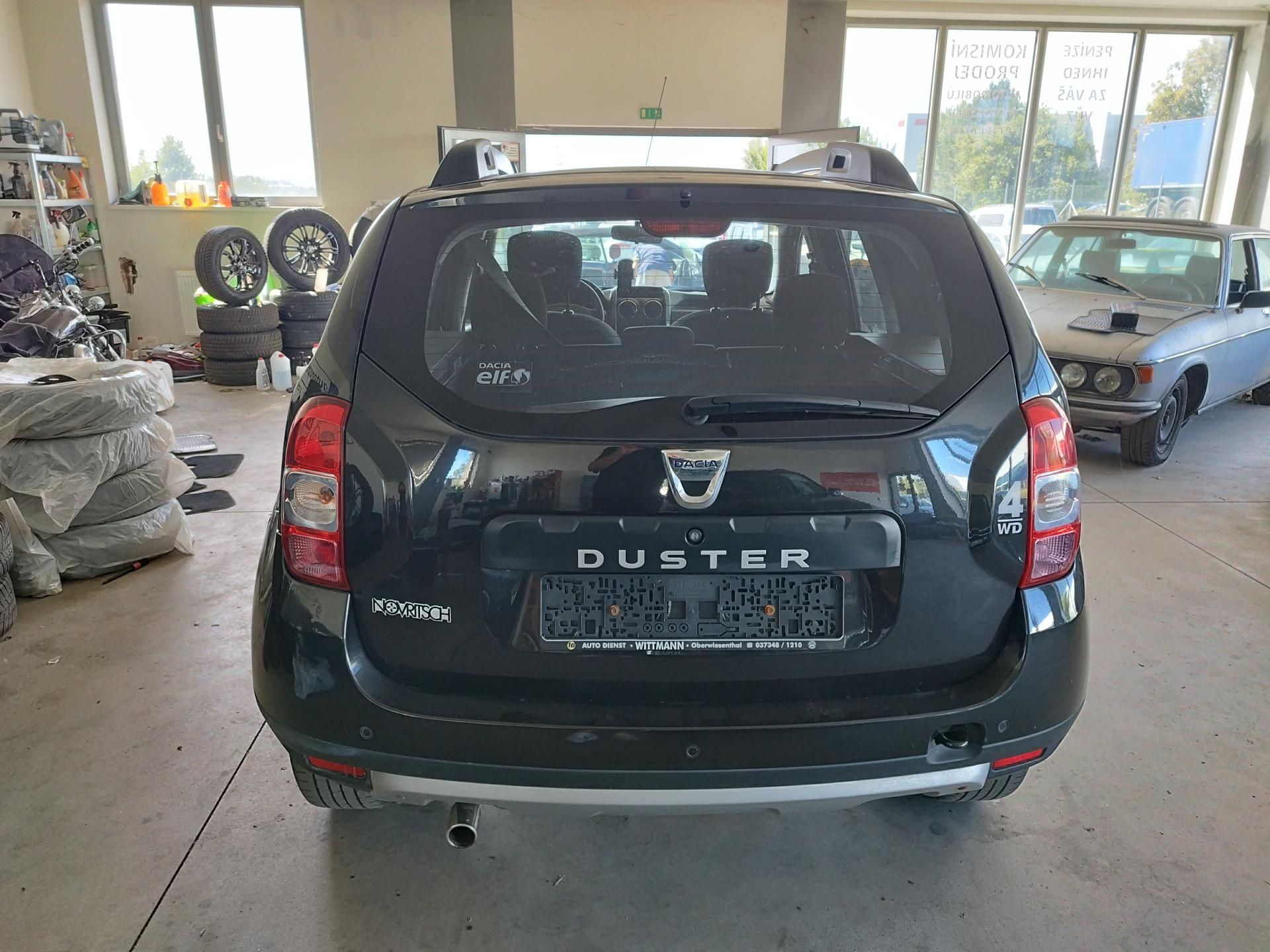 Dacia Duster, 1,6I,84KW,4X4,KLIMA,ALU,NAVI - fotka 6