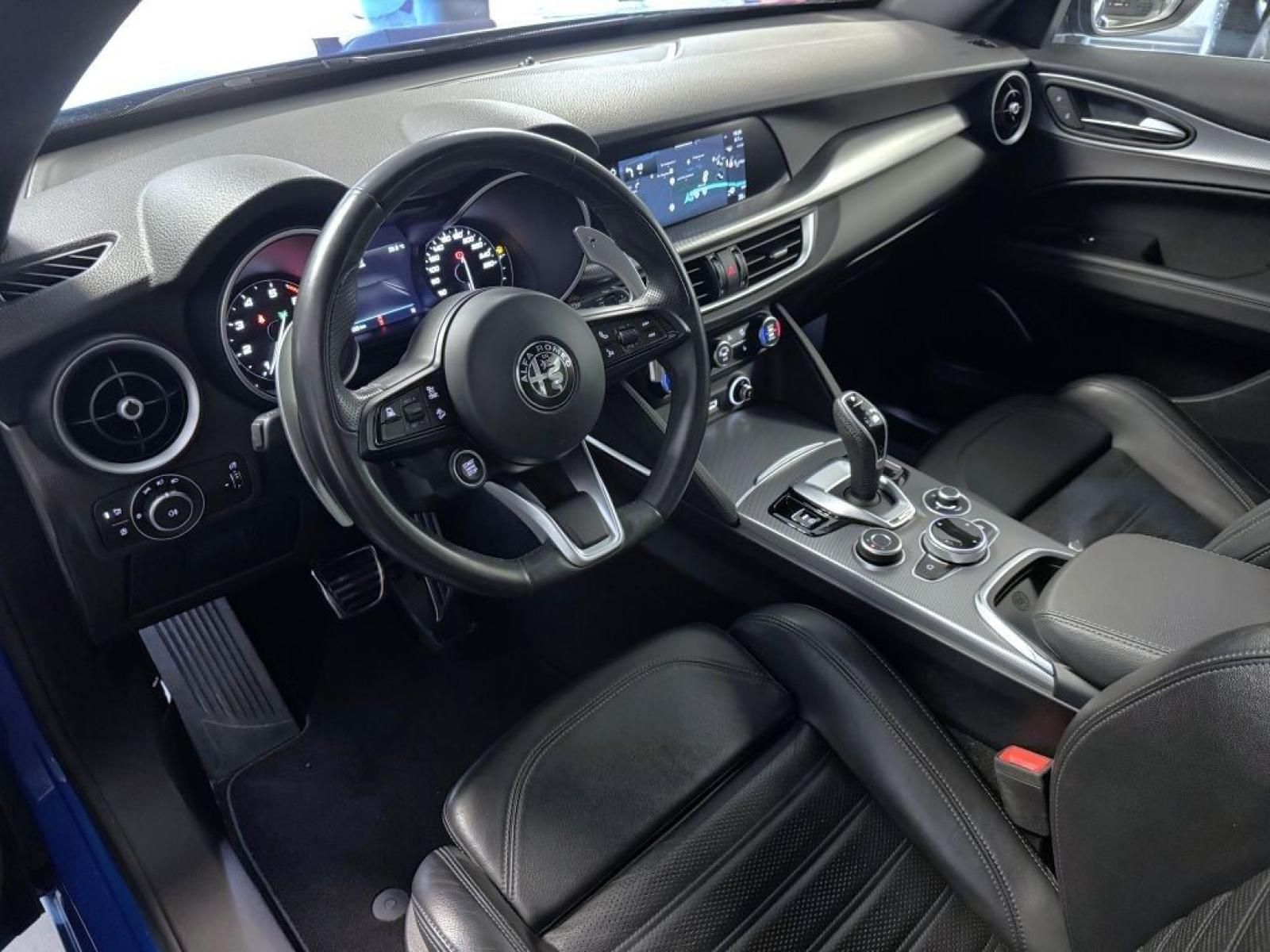 Alfa Romeo Stelvio, 2.0T 280k AT8 ZF Q4 4x4 Veloce - fotka 6