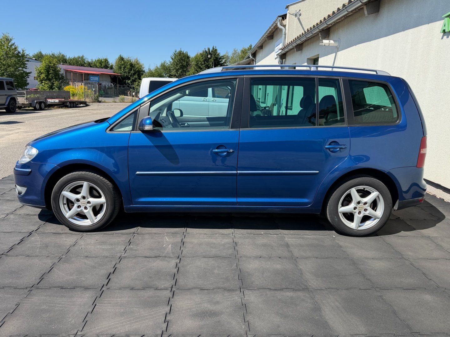 Volkswagen Touran, 1.9TDi Bi-Xenon, kůže, 7 míst - fotka 4