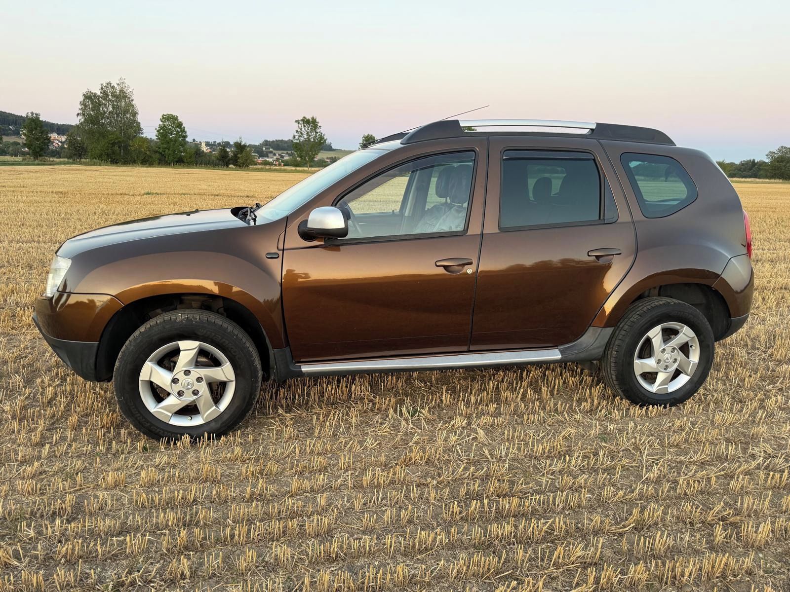 Dacia Duster, 1.6i 77kw klimatizace SERVISKA - fotka 4