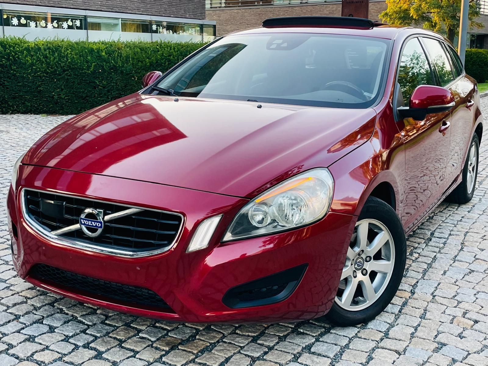 Volvo V60, 2.0D4 5VÁLEC SERVISKA TAŽNÉ