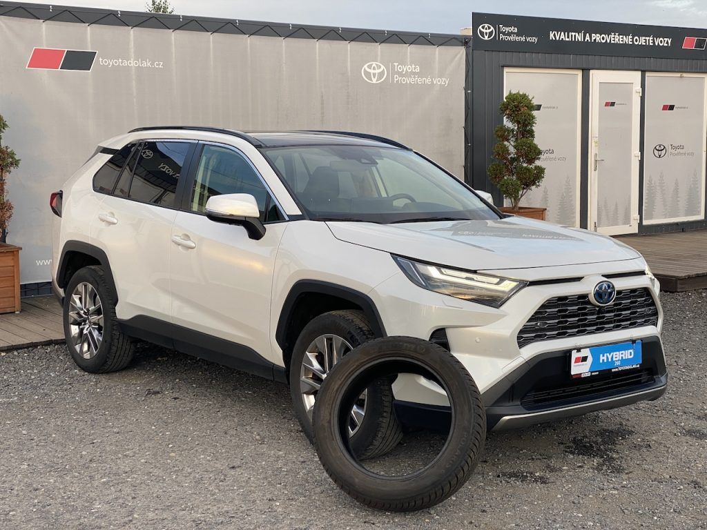 Toyota Rav4, 2.5HEV, ČR, Executive Sky, 4x4