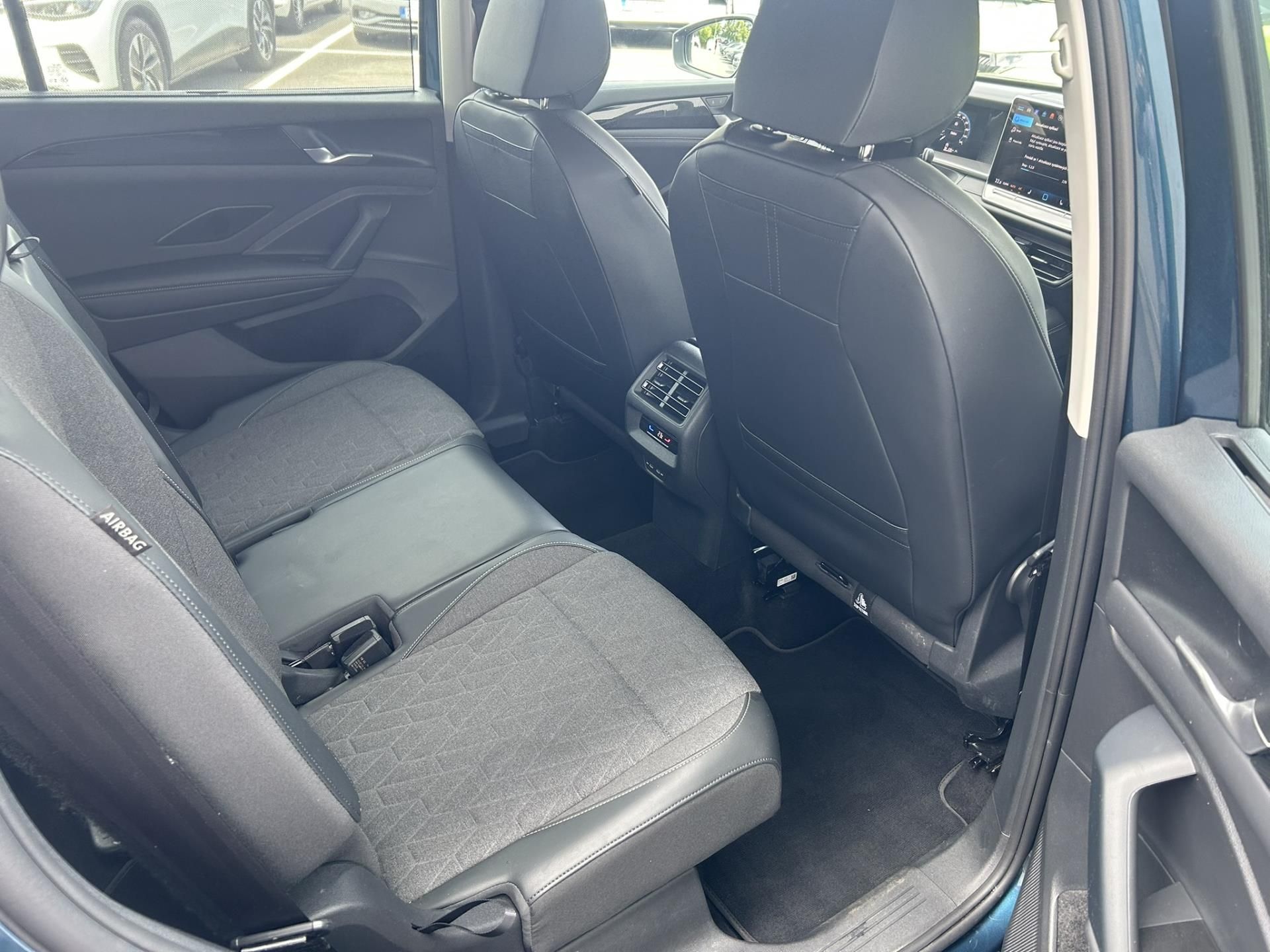 Volkswagen Tayron, 1.5eTSI 110kW DSG 7 míst - fotka 6