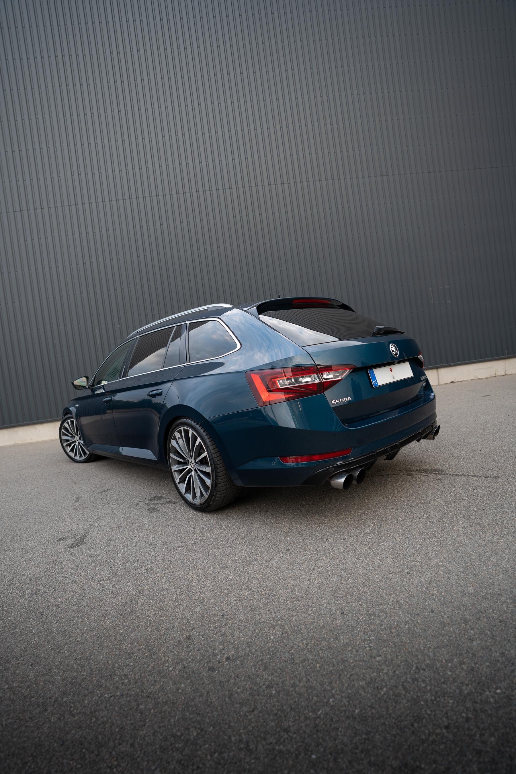 Škoda Superb, 2,0 TSi 206kW L&K 4x4 - fotka 6
