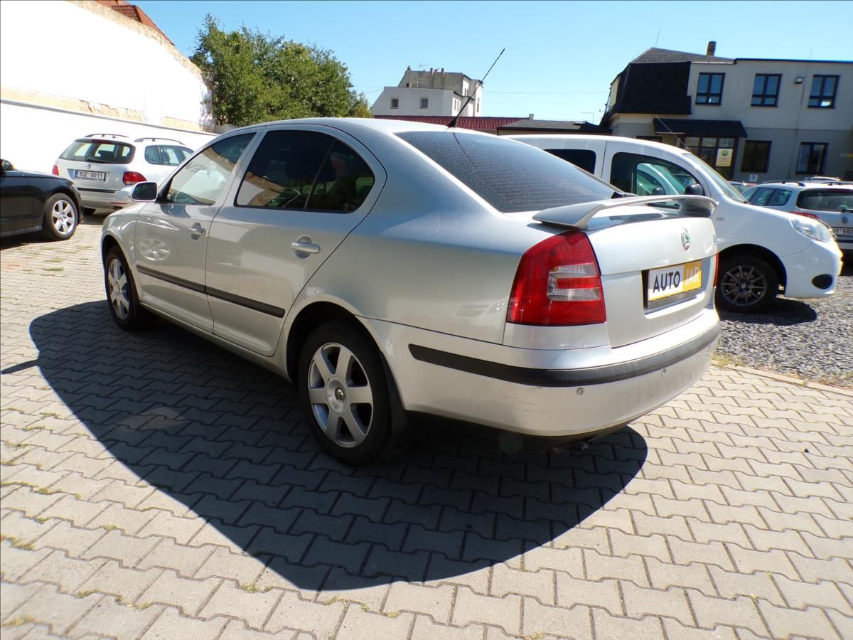 Škoda Octavia, 1,9 TDI  DIGI.KLIMA - fotka 4