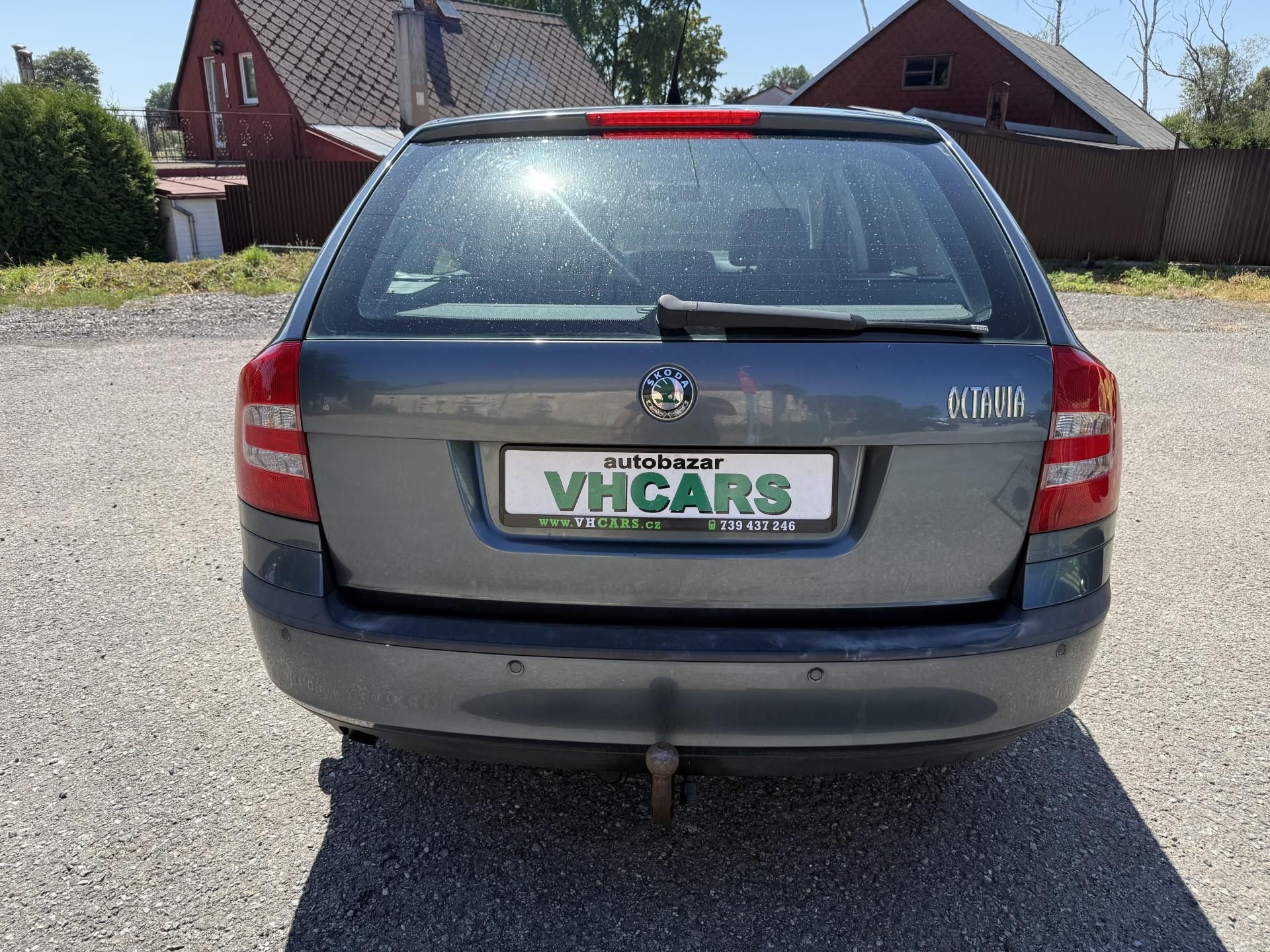 Škoda Octavia, 1,6i 75kW ELEGANCE - fotka 6