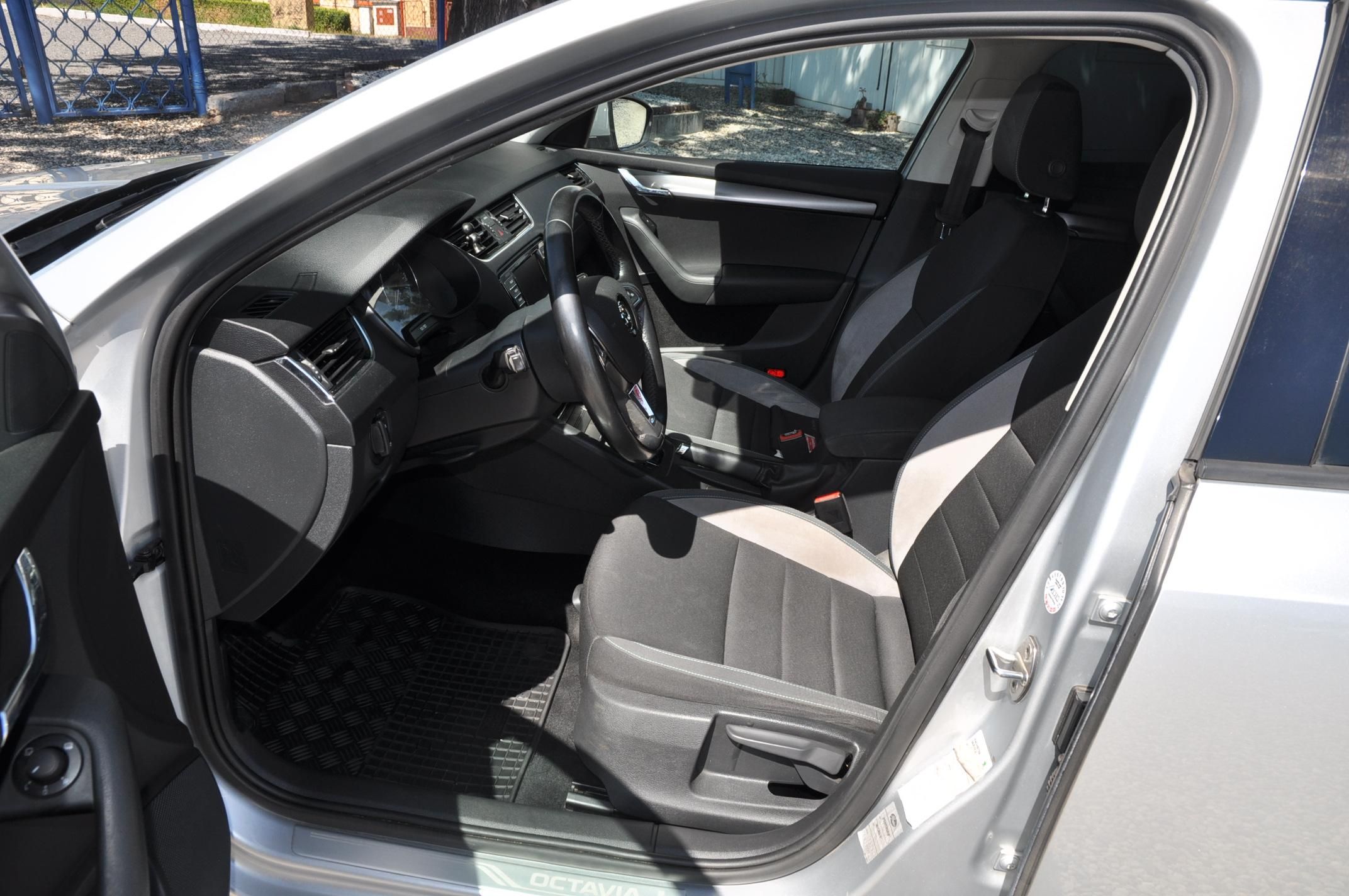 Škoda Octavia, III 2.0TDi 110kW KOMBI Automat - fotka 6