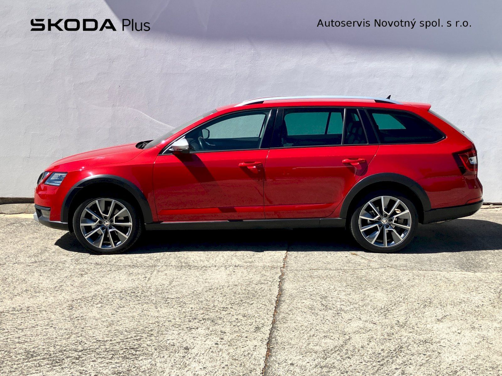 Škoda Octavia, 2.0TDI / 135kW A7A kombi Scout - fotka 3
