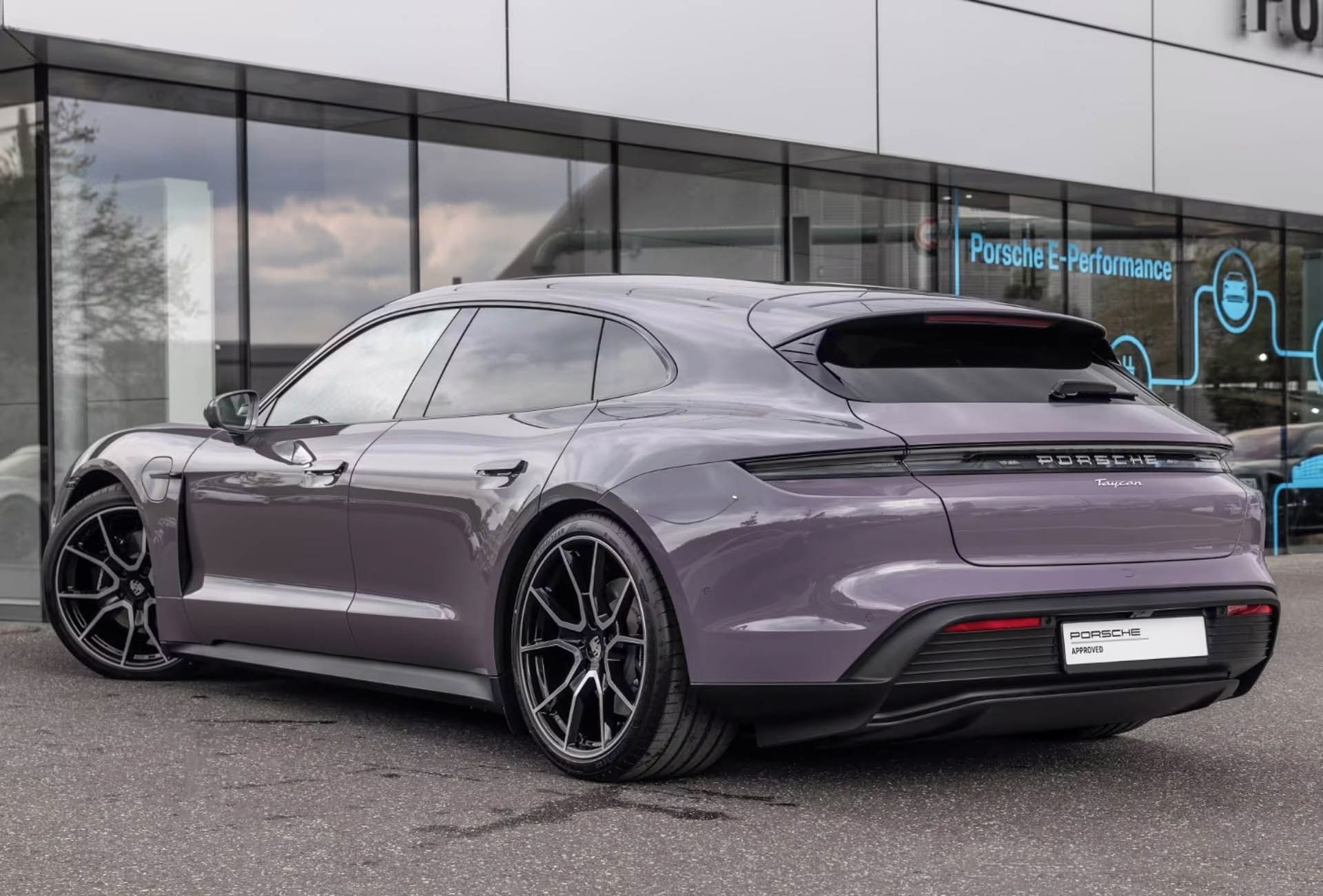 Porsche Taycan, Sport Turismo ACC 360 BOSE Mat - fotka 4