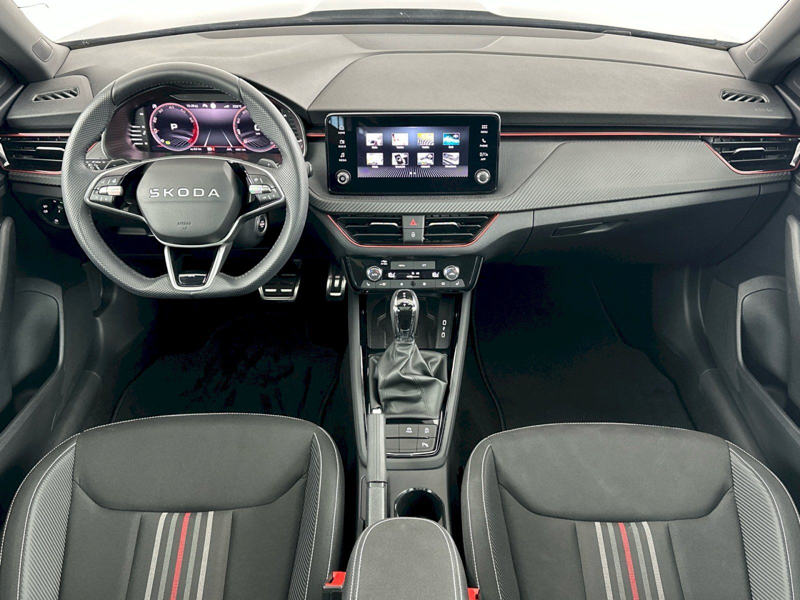 Škoda Kamiq, DSG 1.0TSI 85kW Monte Carlo - fotka 5