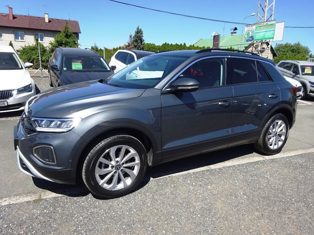 Volkswagen T-Roc, 2024-VIRTUAL,FULL LED,NAVI-1.M - fotka 3