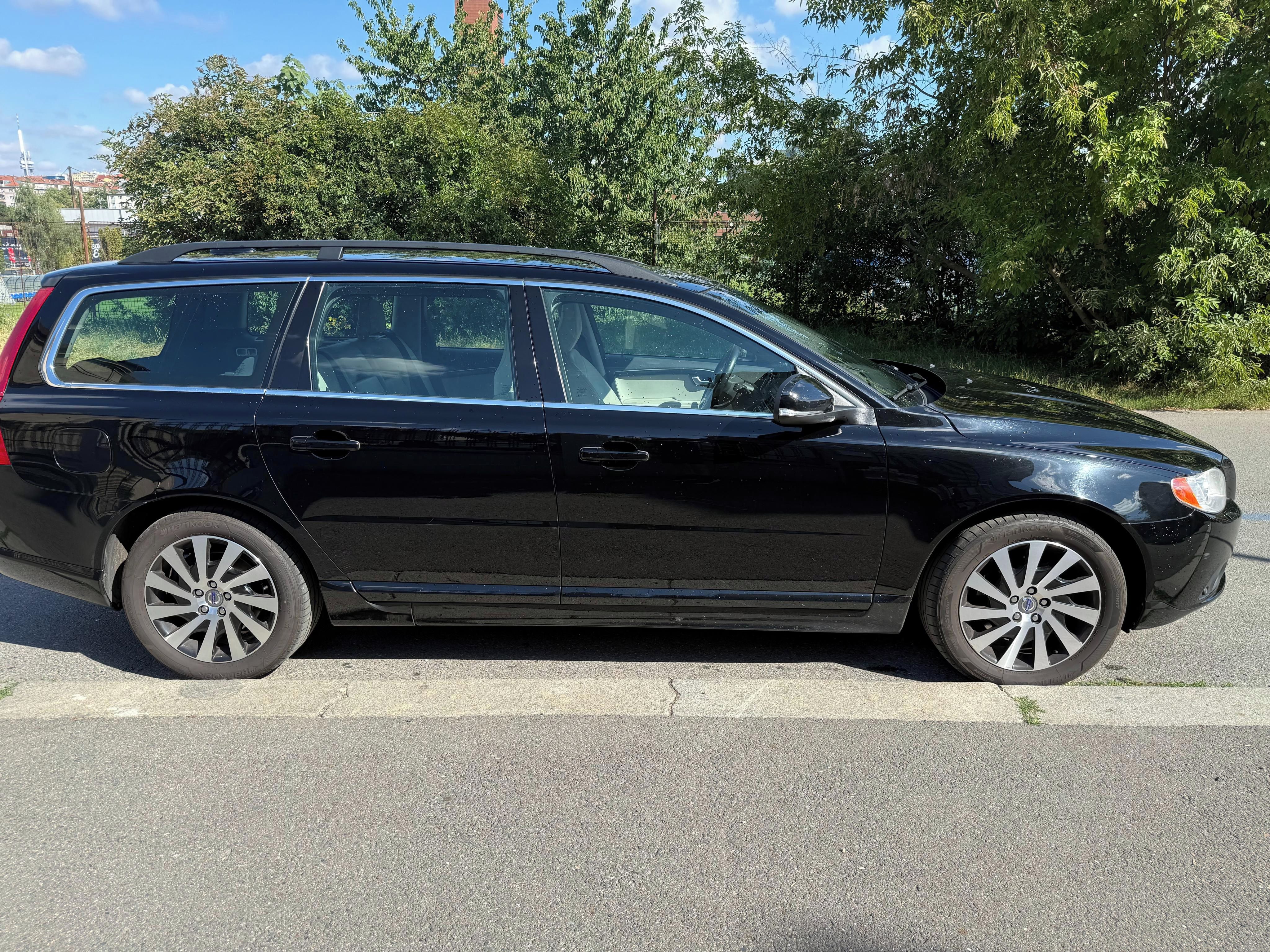 Volvo V70, Volvo V70 III, 2.0 D4 - fotka 2
