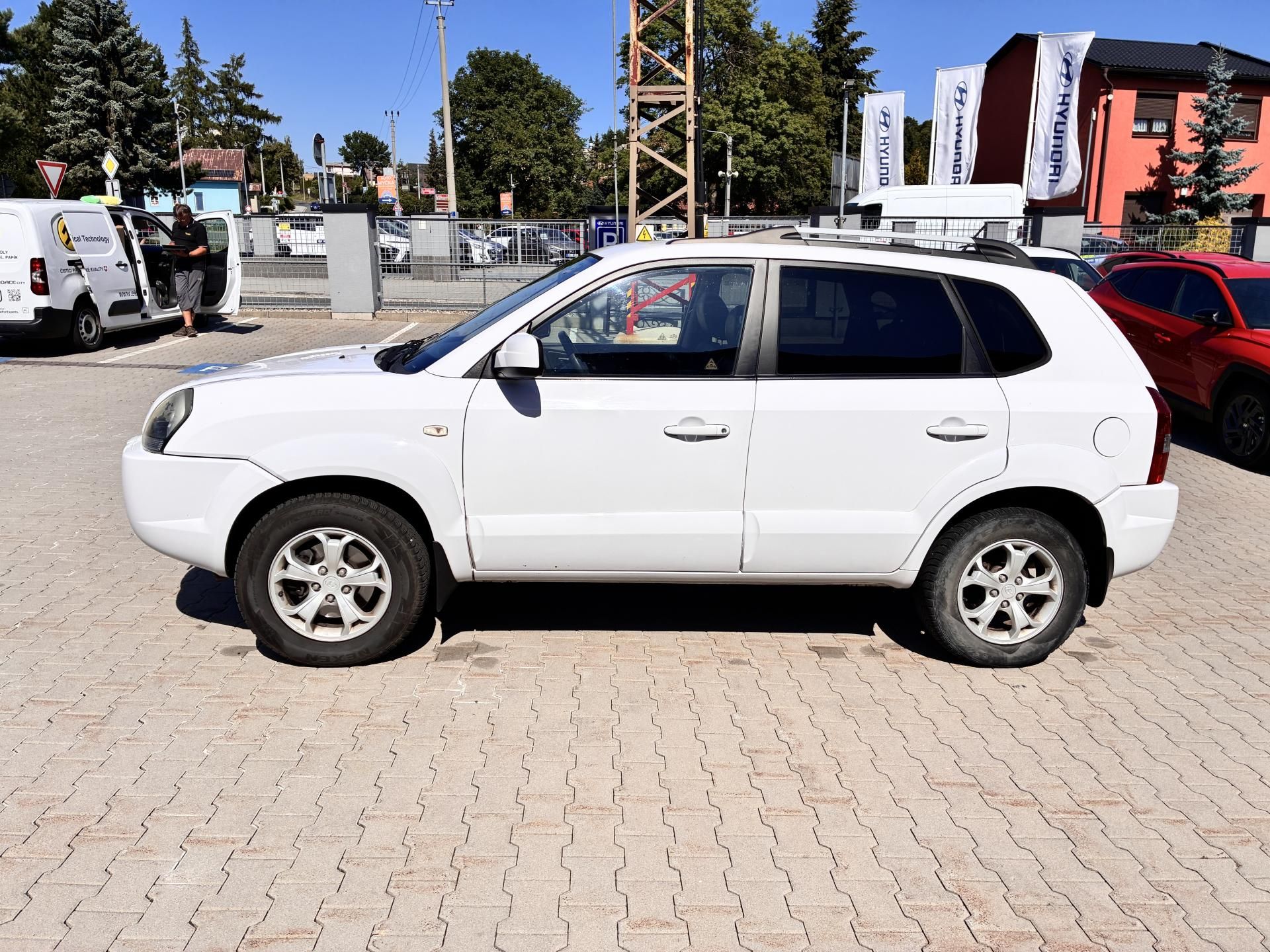 Hyundai Tucson, 2.0i 104kW DIGI.KLIMA - fotka 4