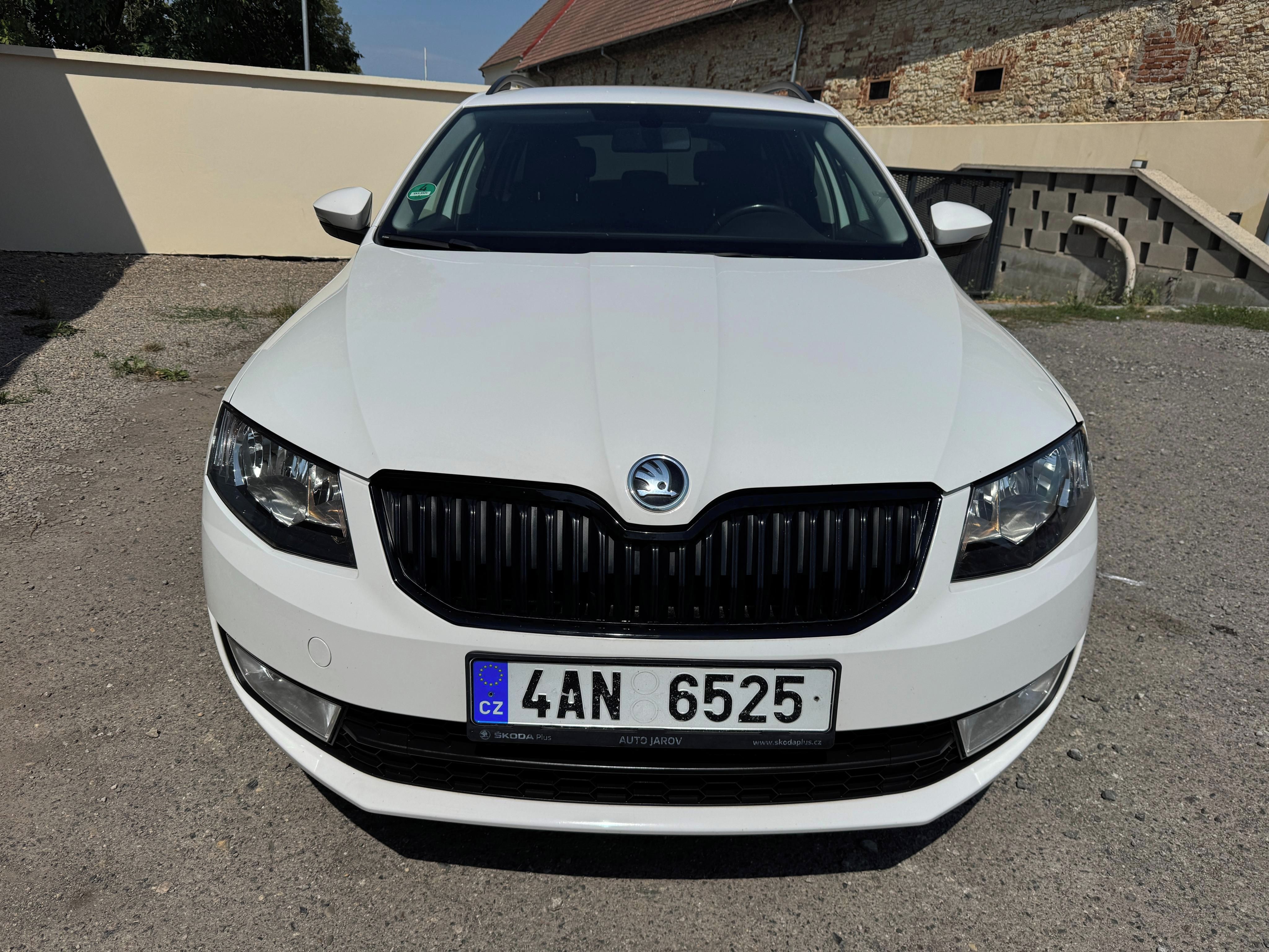Škoda Octavia, III 1.2 TSI 77KW ELEGANCE CZ - fotka 2