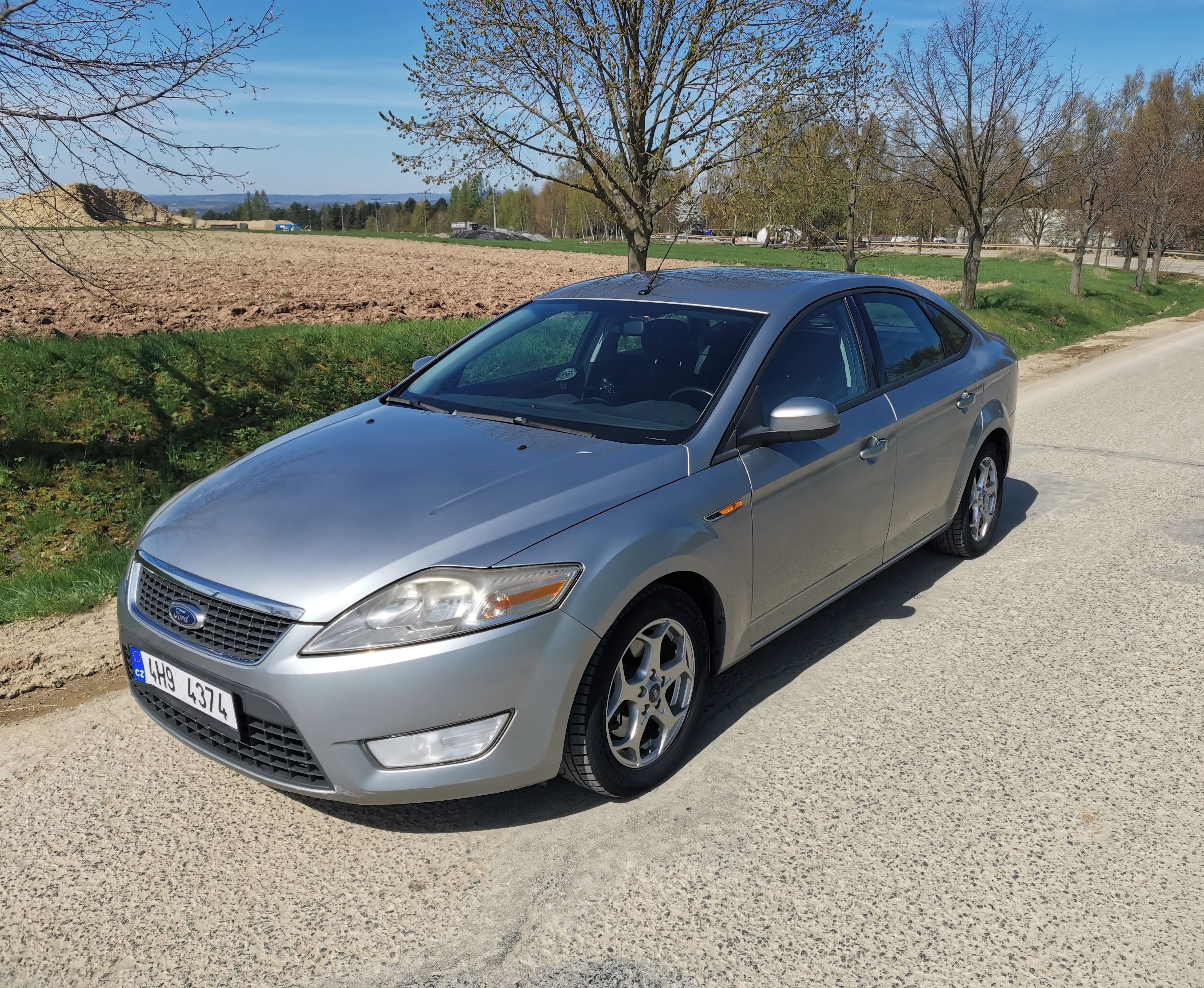 Ford Mondeo, Ford Mondeo+sada zim kol+nosič - fotka 2